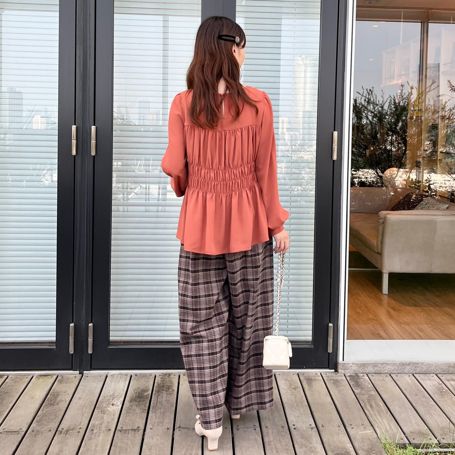 Couture broach「【マシンウォッシャブル・きれいめ・通勤】シャーリングチュニックブラウス」|シャツ・ブラウス|