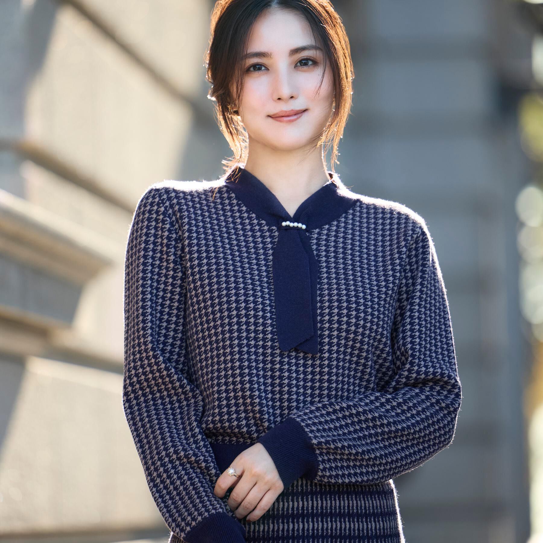 Couture broach「【クラシカル・大人レディ】千鳥ジャカードパール調タイニットトップス」|ニット・セーター|ネイビー(294)