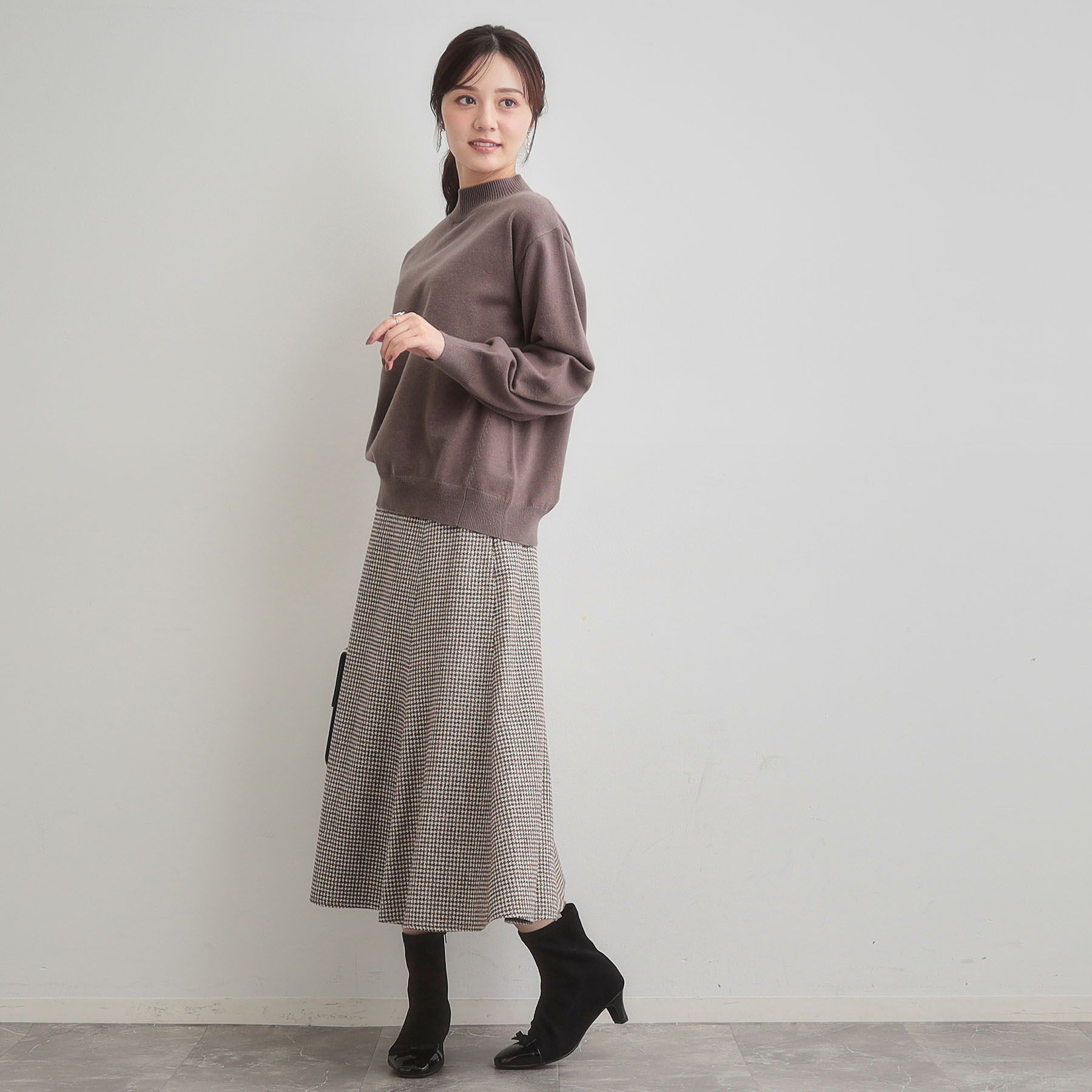 Couture broach「【後ろ姿も着映える・通勤】バックレースアップ微起毛ニット」|ニット・セーター|