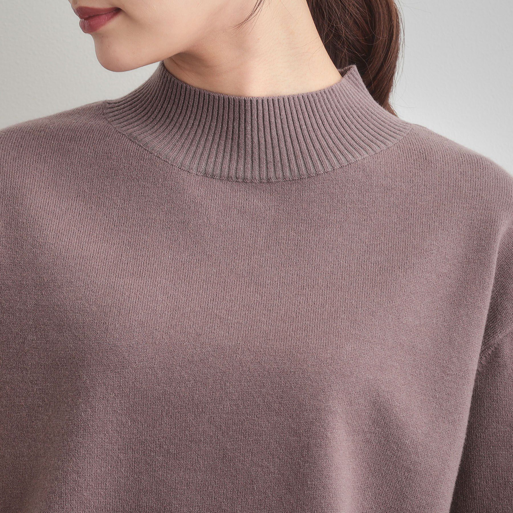 Couture broach「【後ろ姿も着映える・通勤】バックレースアップ微起毛ニット」|ニット・セーター|