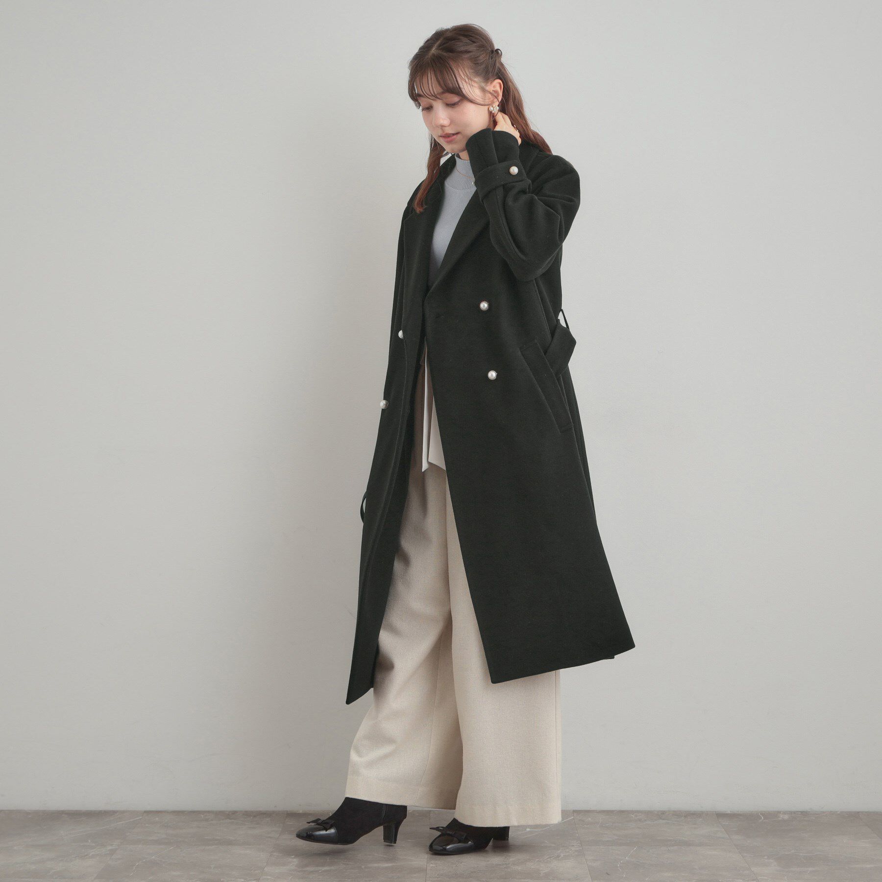 Couture broach「【大人上品・ベルト付き】パール調釦チェスターコート」|チェスターコート|