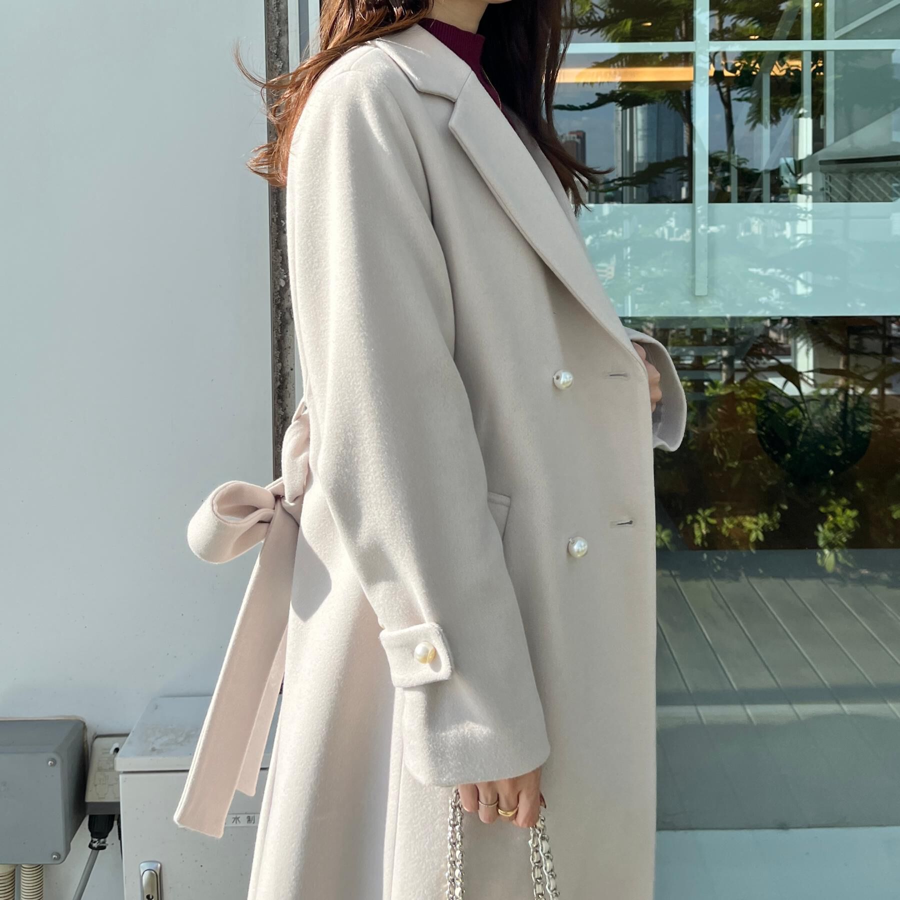 Couture broach「【大人上品・ベルト付き】パール調釦チェスターコート」|チェスターコート|