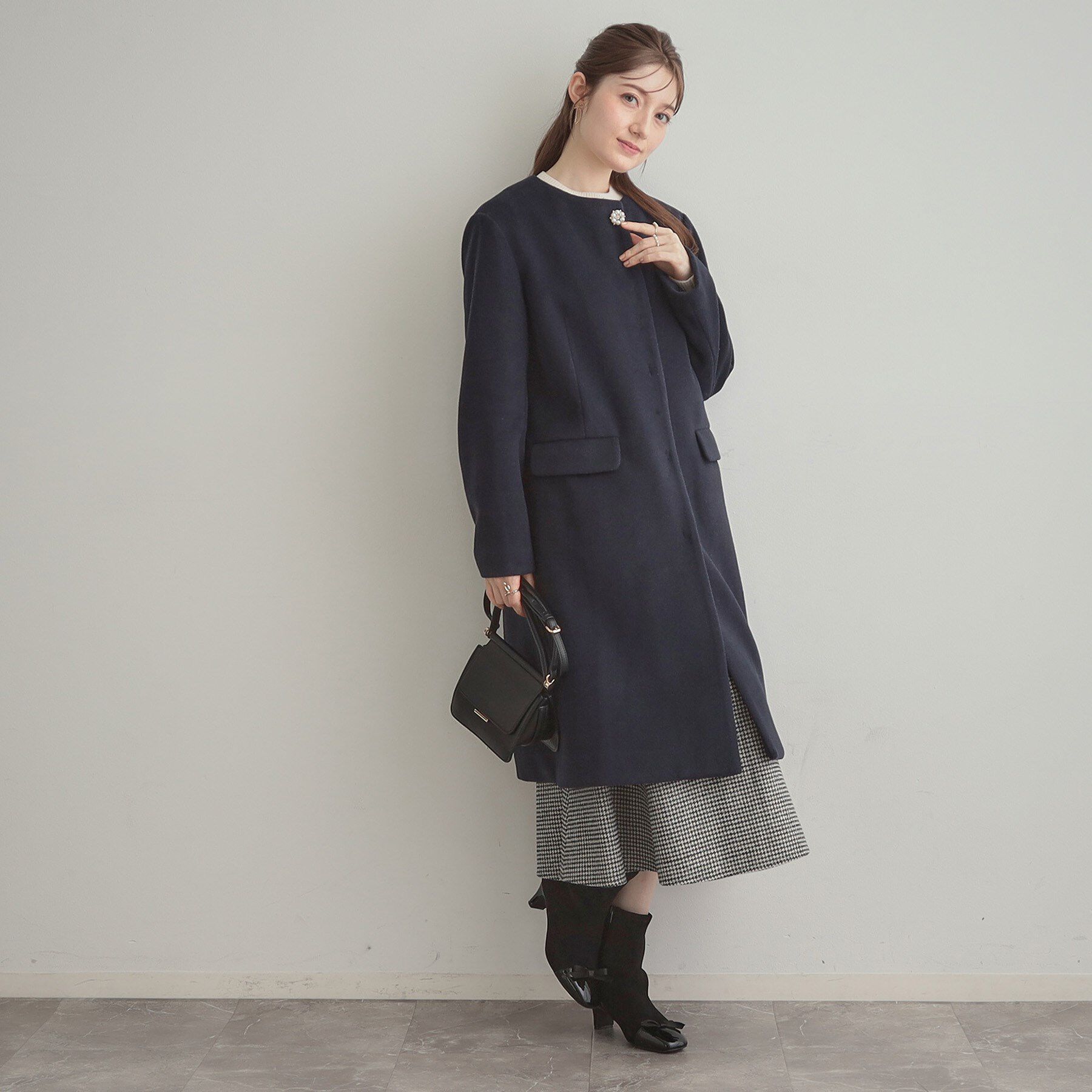 Couture broach「【通勤/ビジューブローチ付き】ノーカラー ロングコート」|ノーカラーコート|