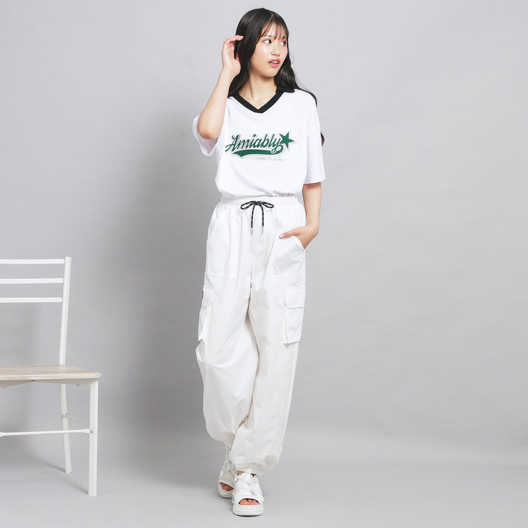 PINK-latte「Vネック衿付きアップリケビッグTシャツ」|Tシャツ・カットソー|