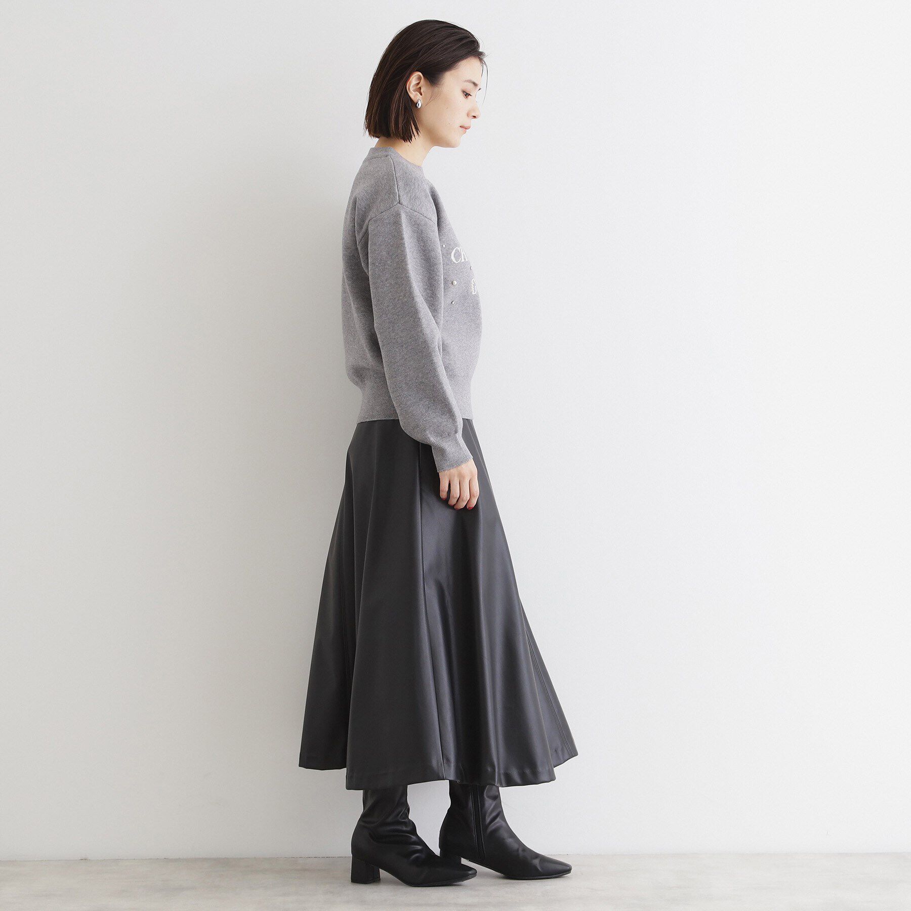 THE SHOP TK「【静電気防止】ビジュー＆パール調ロゴジャガードニット」|ニット・セーター|