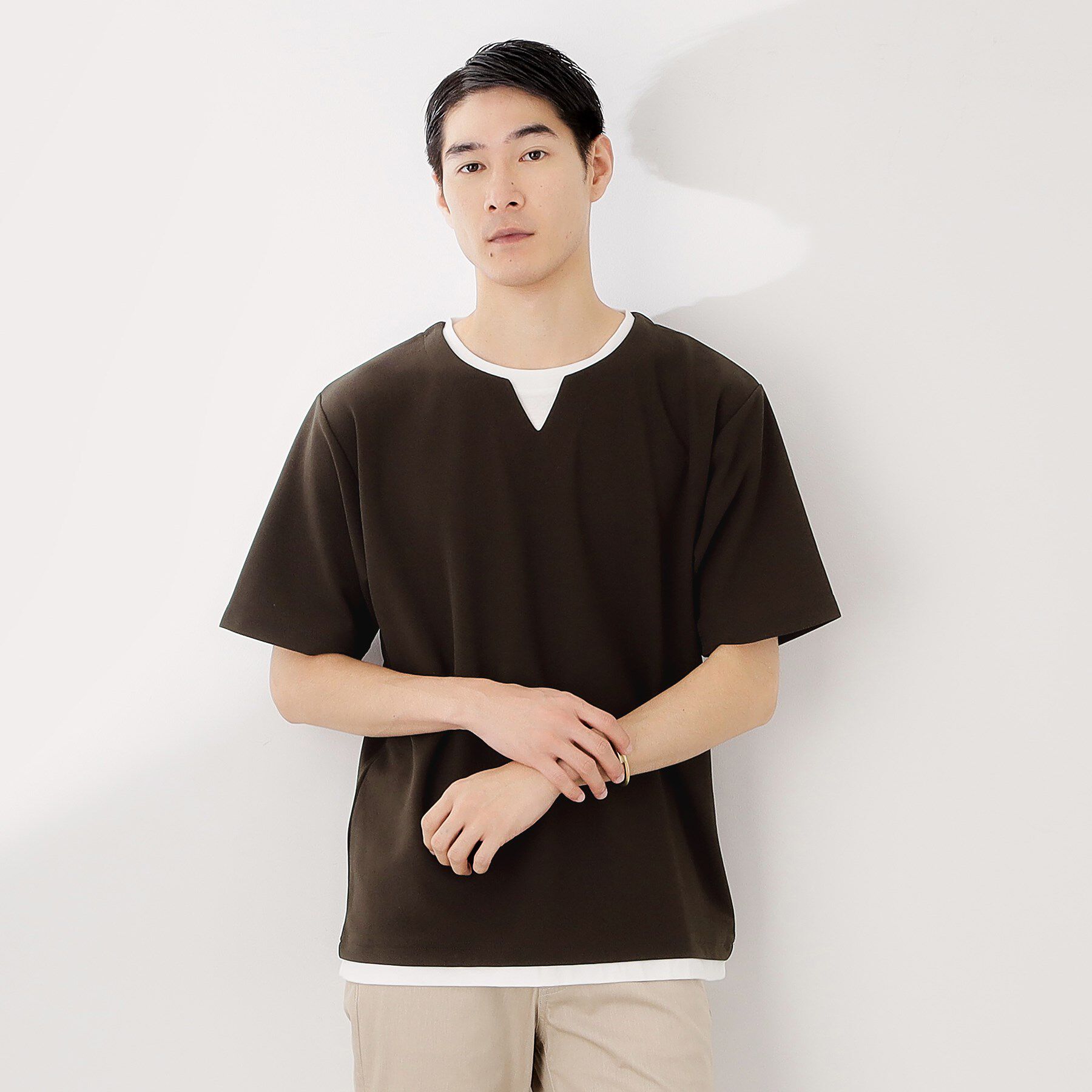 THE SHOP TK「ツイルキーネック半袖Tシャツ」|Tシャツ・カットソー|ブラウン(043)