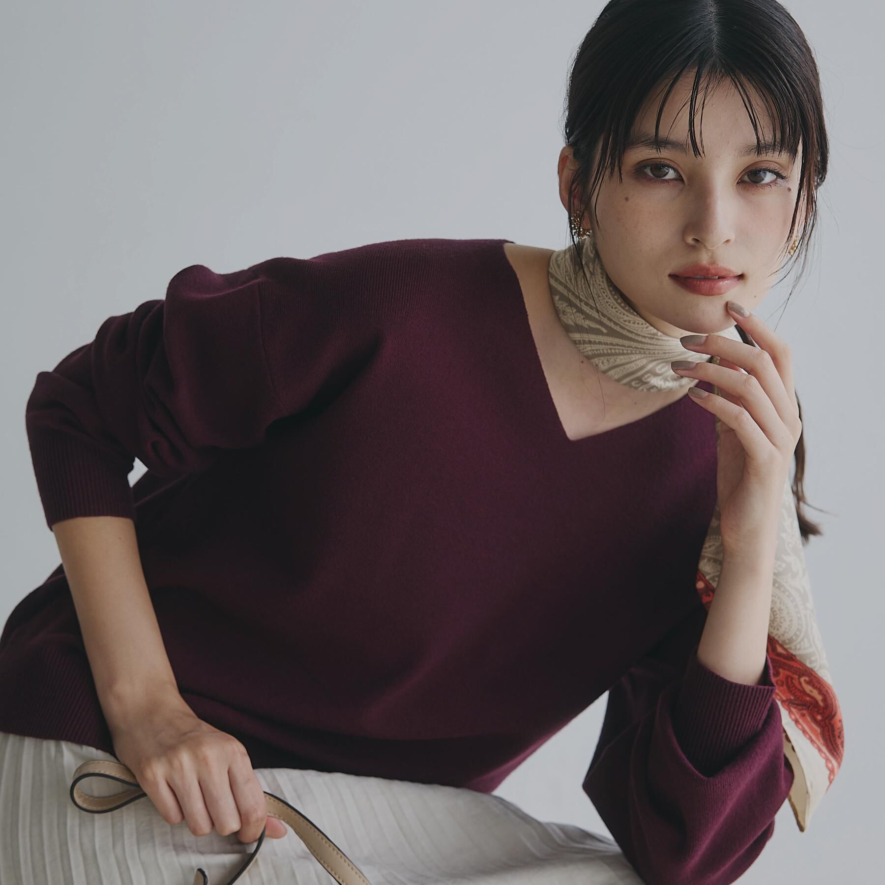 THE SHOP TK「【すっきりシルエットが叶う】大人のためのVネックニット/毛玉になりにくい/静電気防止/洗濯機OK」|ニット・セーター|