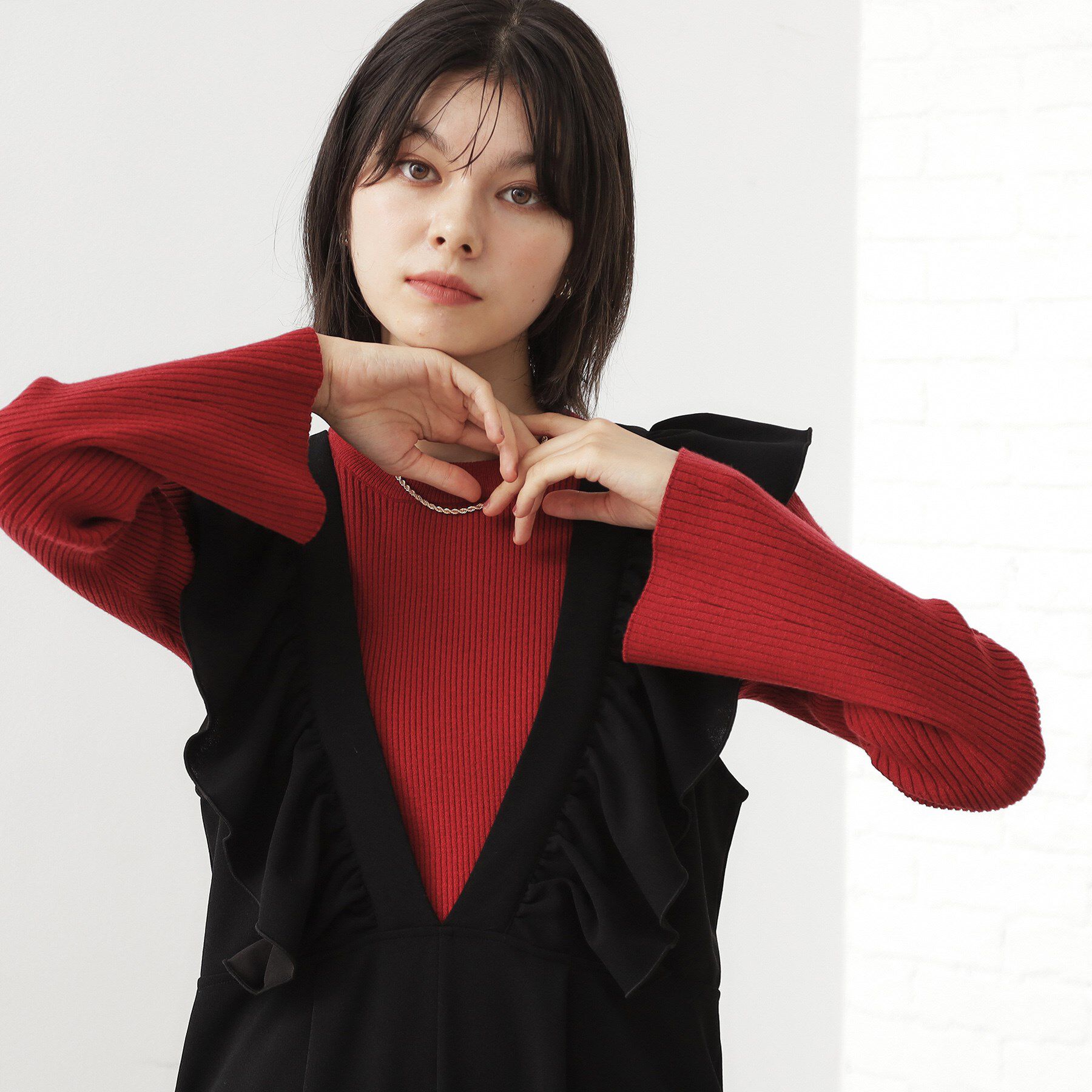 THE SHOP TK「【品よく魅せる】フレアスリーブ リブニット/毛玉になりにくい/静電気防止/洗濯機OK」|ニット・セーター|レッド(063)