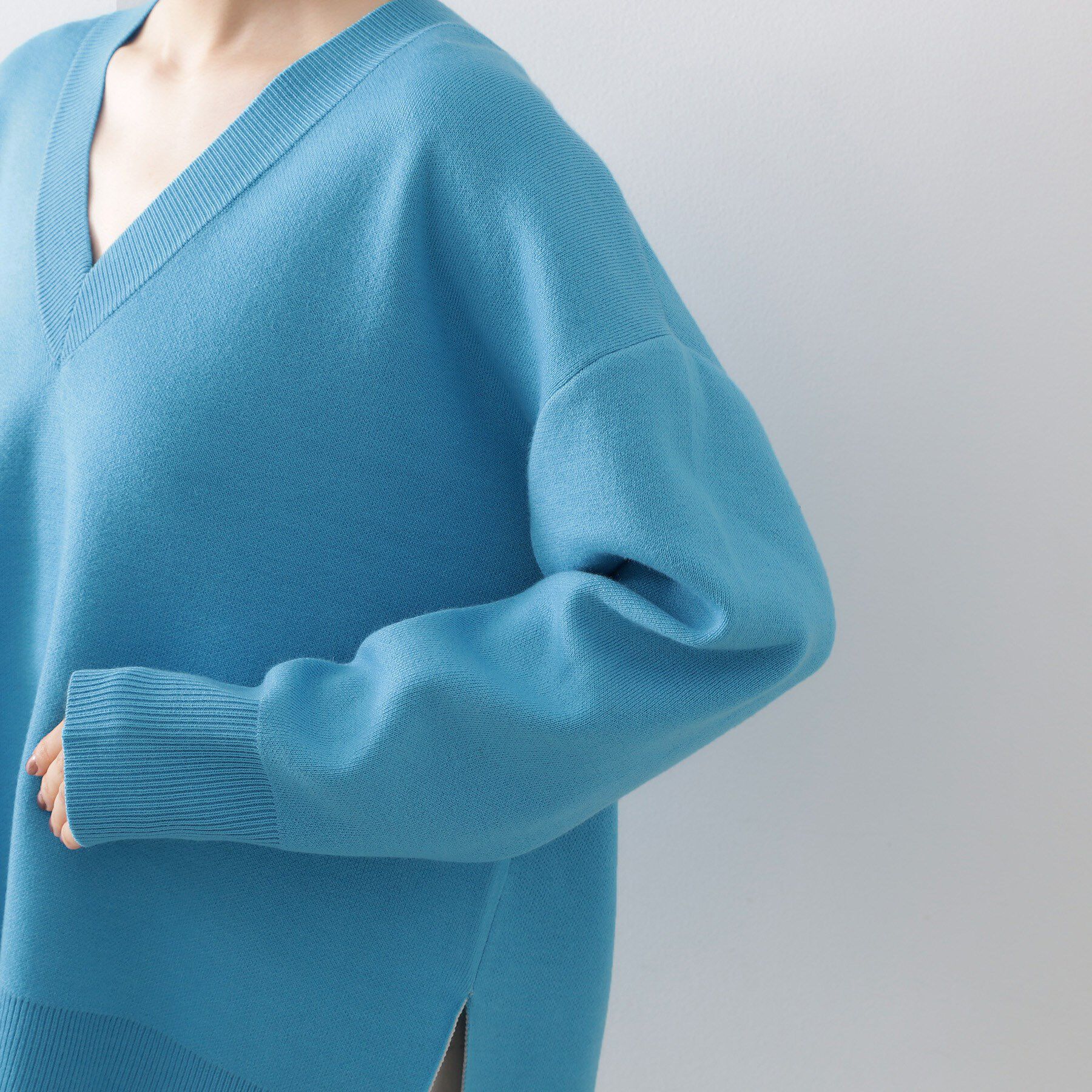 THE SHOP TK「【体型カバー】ゆったり サイドスリットニット」|ニット・セーター|