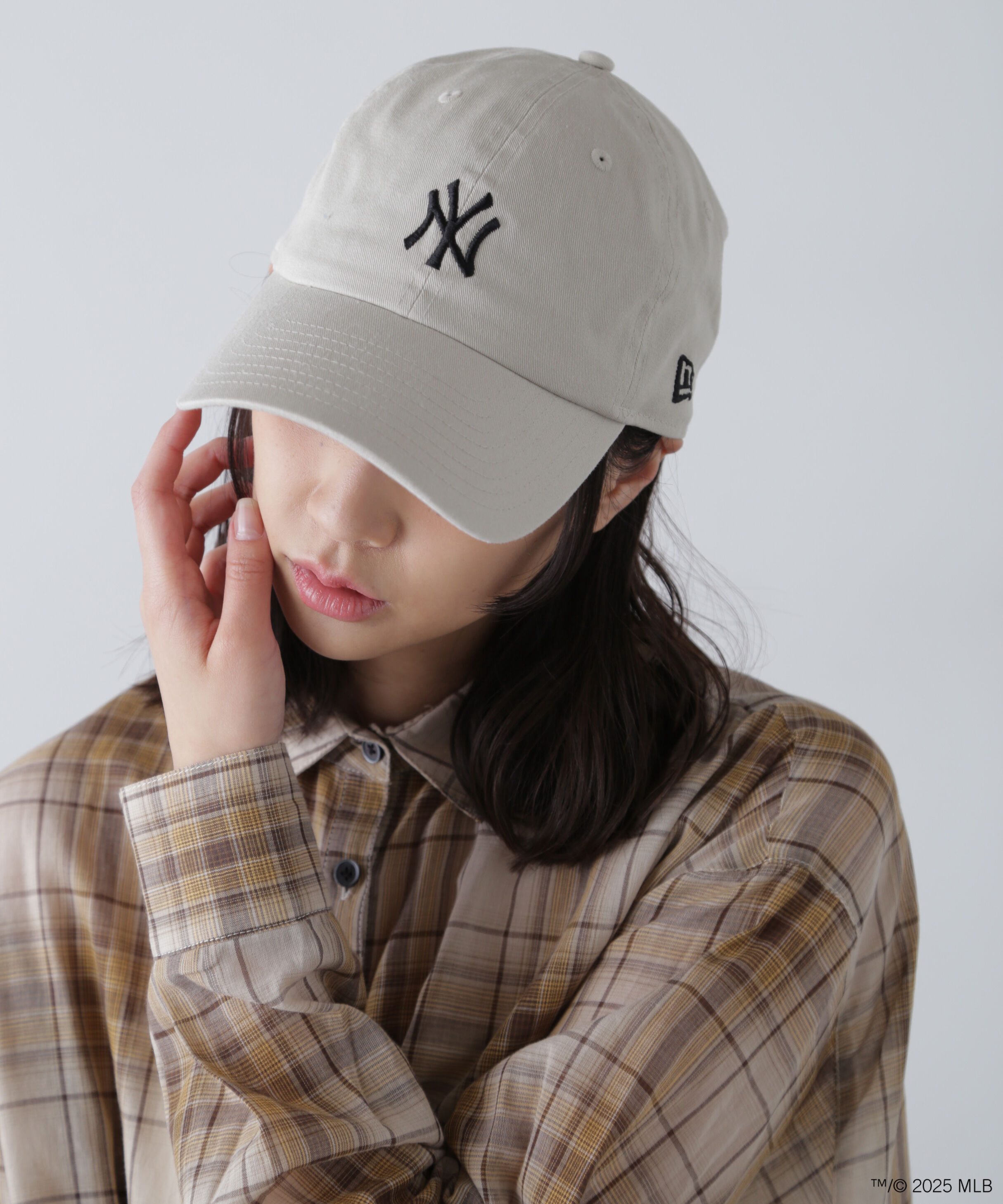  「 CC MLB MID LOGO キャップ」|その他|ベージュ