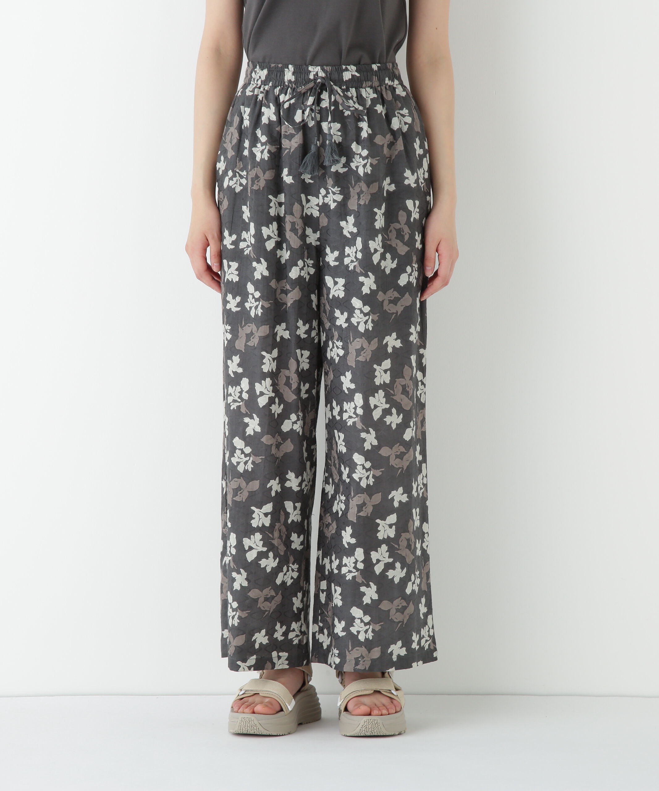  「◆インドドビーリーフプリントイージーセミワイドパンツ」|その他|