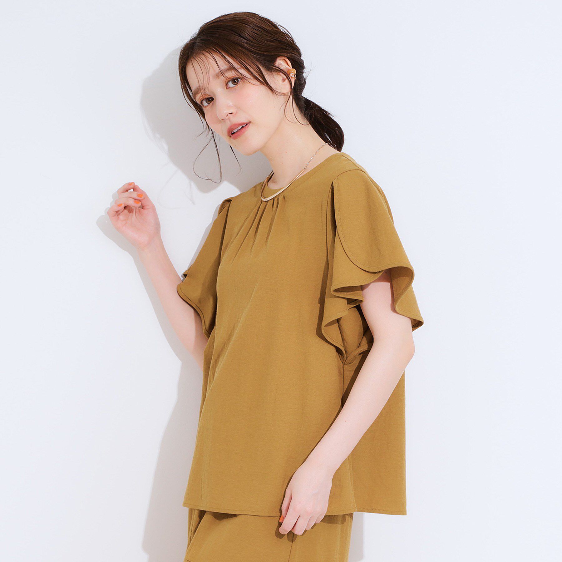 SHOO･LA･RUE「【セットアップ可/ひんやり/S-LL】きちんと感のあるフリル袖トップス」|Tシャツ・カットソー|