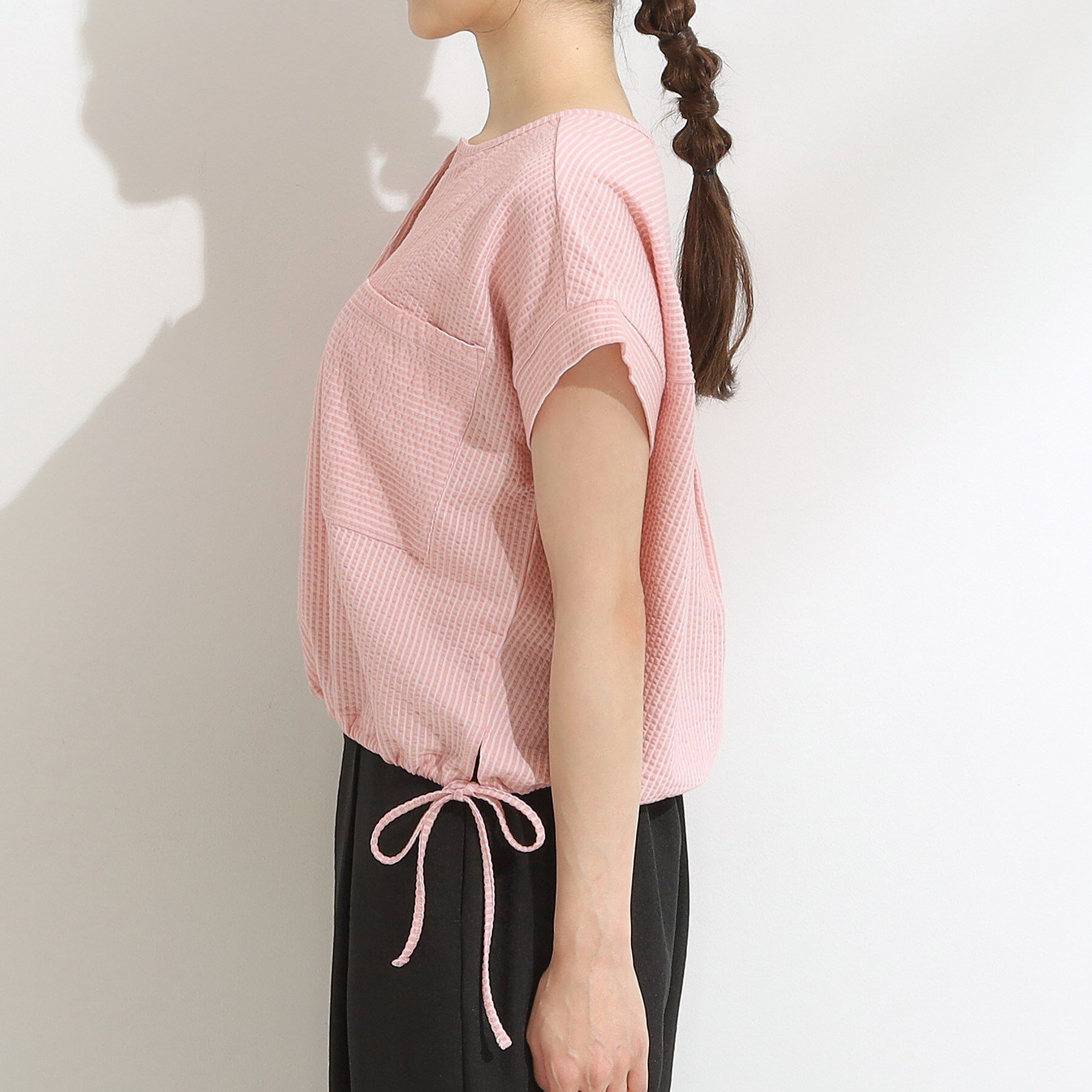 SHOO･LA･RUE「【洗える/S-LL】シルエット変化を楽しめる サッカーストライプ柄スキッパートップス」|Tシャツ・カットソー|