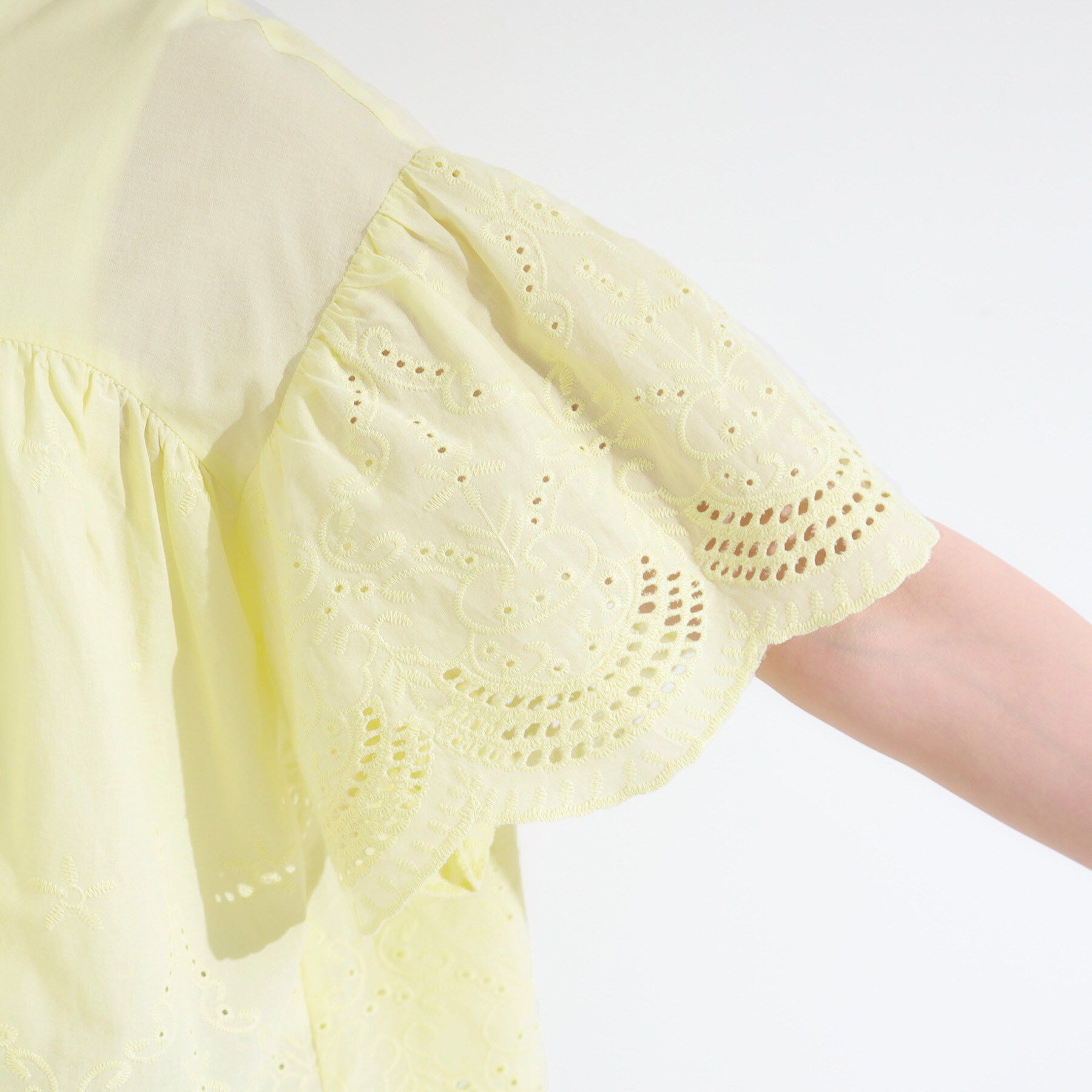 SHOO･LA･RUE「コーデの主役になる スカラップレースブラウス」|シャツ・ブラウス|