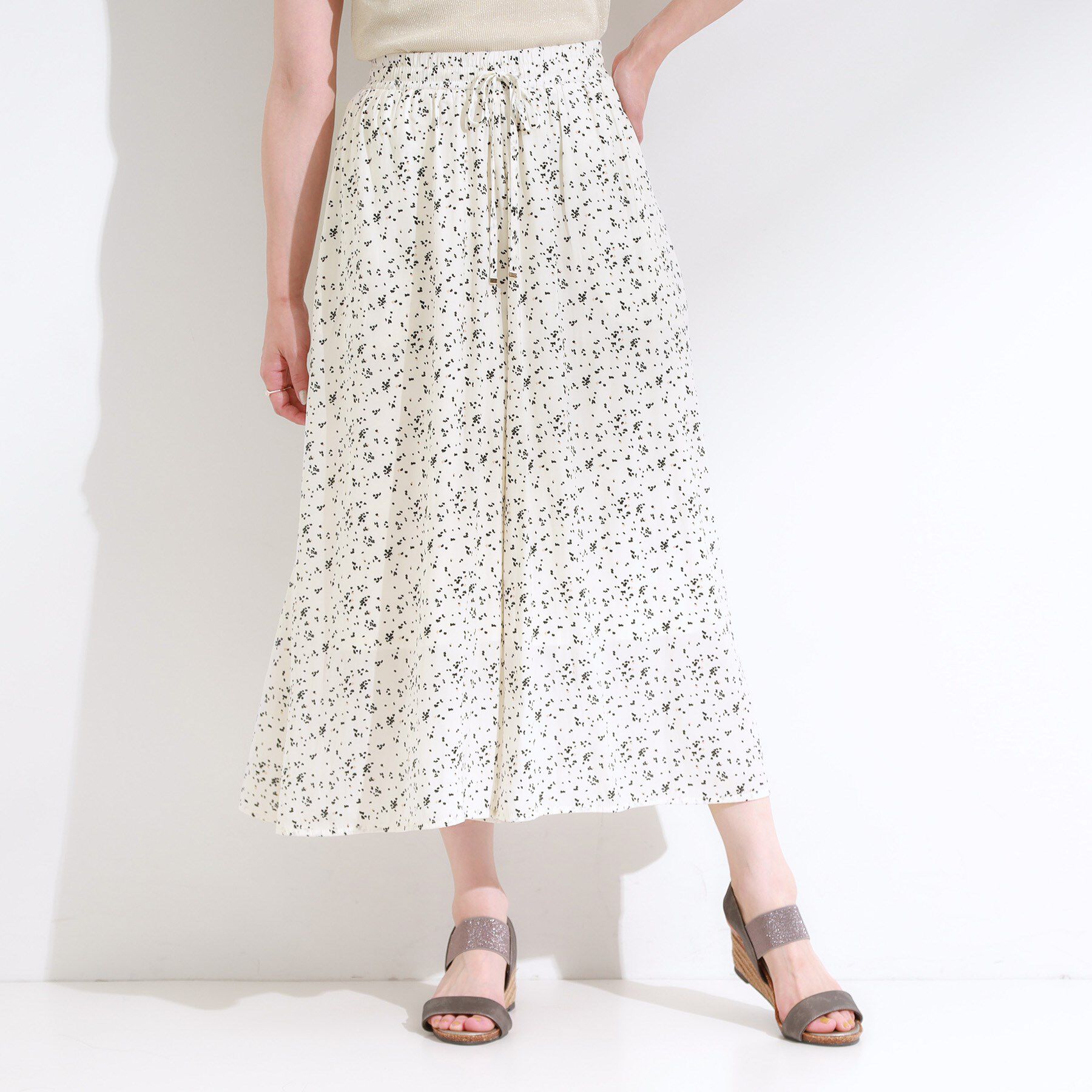 SHOO･LA･RUE「【S-LL/裏地ひんやり】スカート見えで上品に マットサテンスカーチョ」|その他|