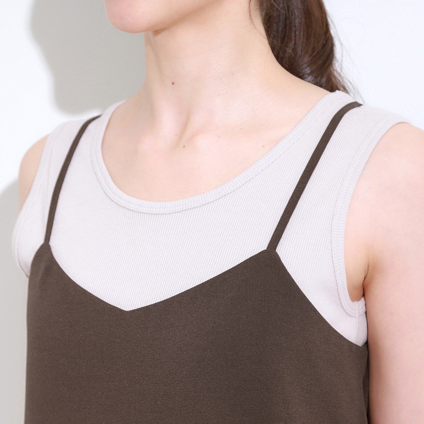 SHOO･LA･RUE「【S-LL/セットアップ可/ひんやり】女性らしさ溢れる ティアードキャミソール」|キャミソール|