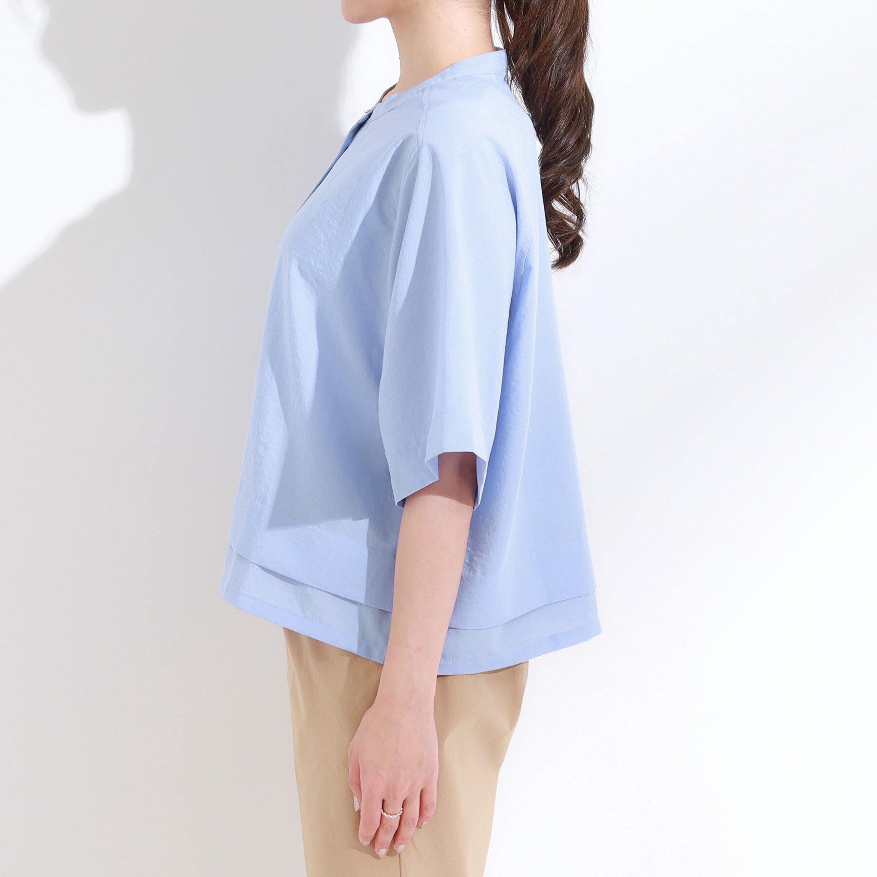 SHOO･LA･RUE「【洗濯後しわになりにくい/UV/吸水速乾】大人きれいな バンドカラーシャツ」|シャツ・ブラウス|