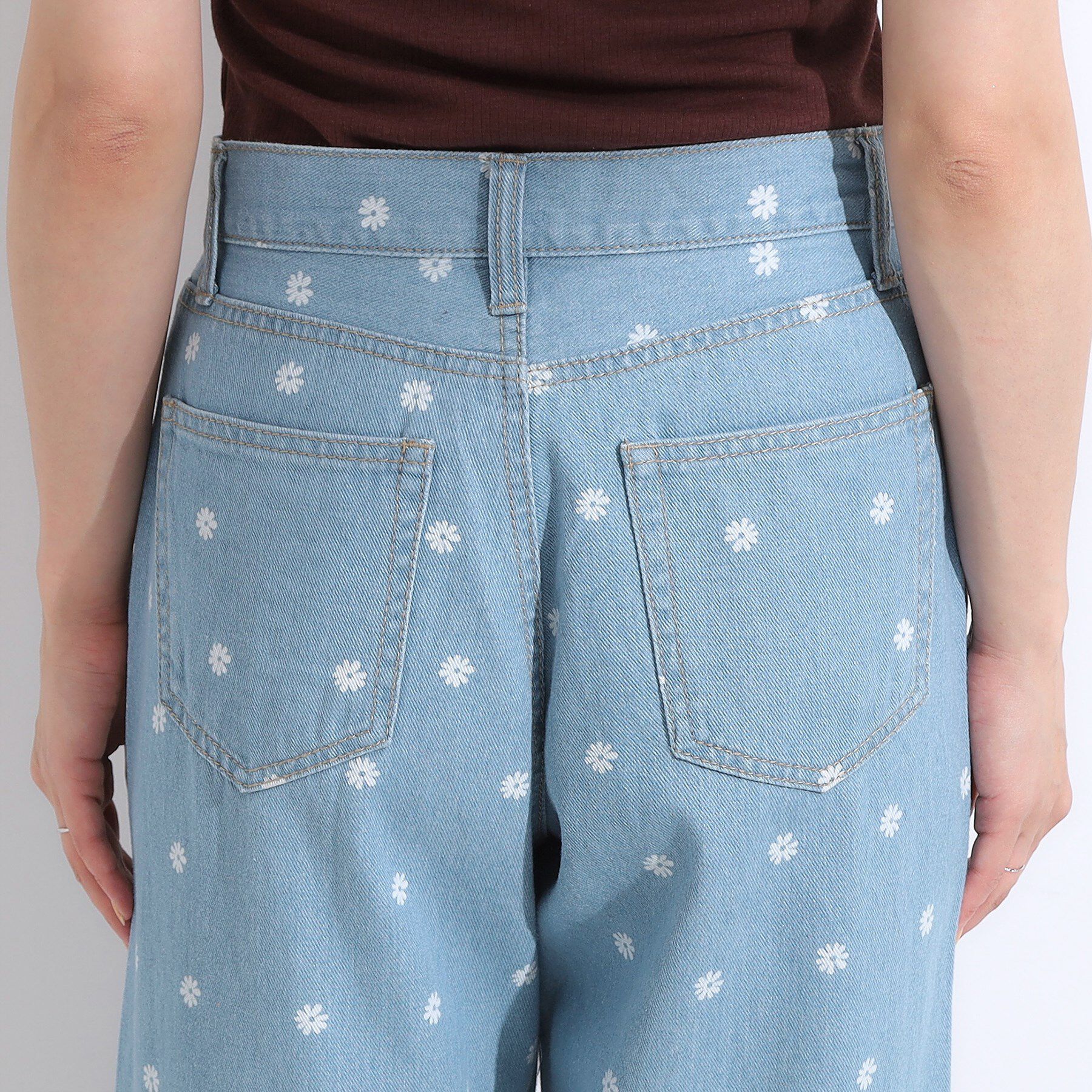 SHOO･LA･RUE「【S-LL】周りと差がつく デイジー柄デニムワイドパンツ」|デニム|