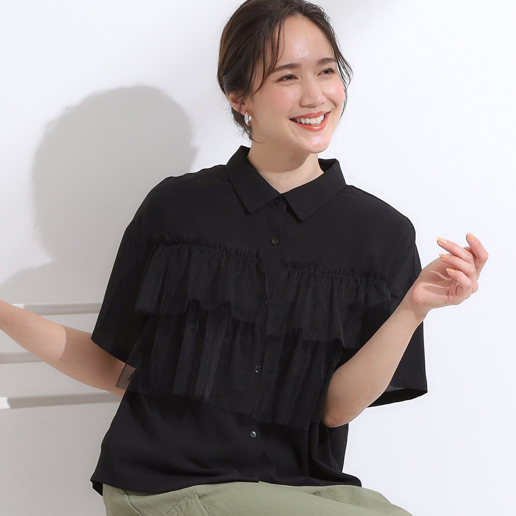 SHOO･LA･RUE「【S-LL】一枚でサマ見え チュールドッキングシャツ」|シャツ・ブラウス|ブラック(019)