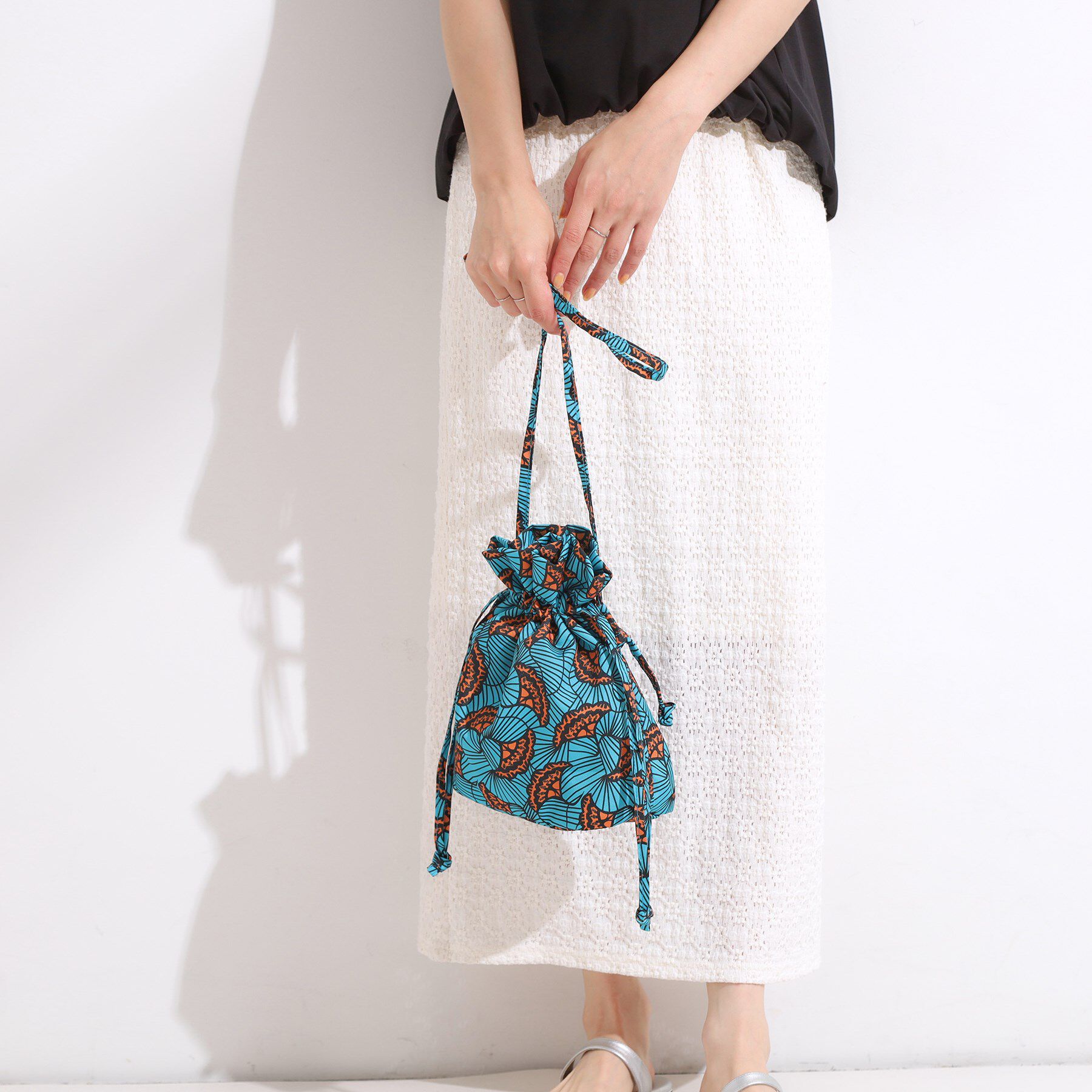 SHOO･LA･RUE「ころんとしたフォルムが魅力 ラタプリント 巾着ショルダーバッグ」|ショルダー・メッセンジャー|