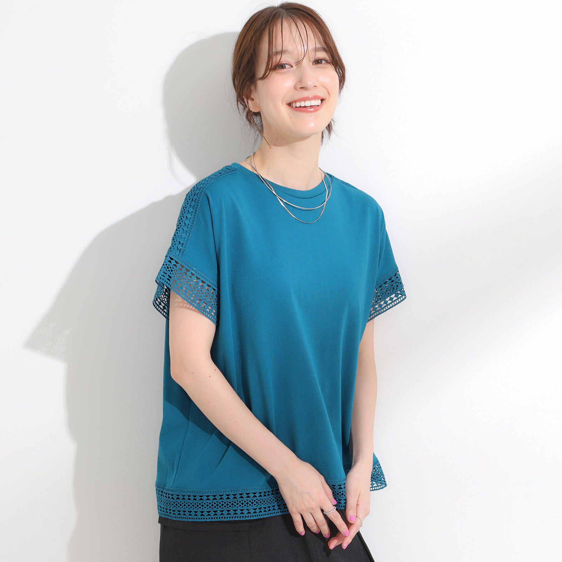 SHOO･LA･RUE「【S-LL/ひんやり】インせず決まる 楽してきれいなレース付きトップス」|Tシャツ・カットソー|