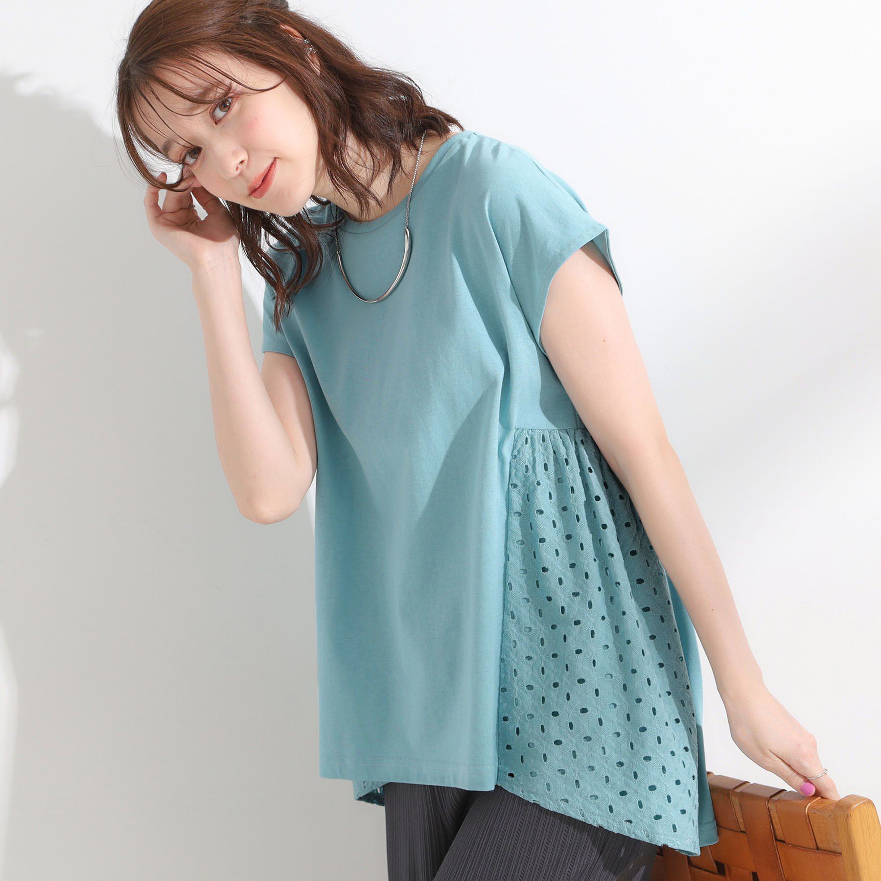 SHOO･LA･RUE「【S-LL/体型カバー】インせずサマ見え レース使いAライントップス」|Tシャツ・カットソー|ミントグリーン(02