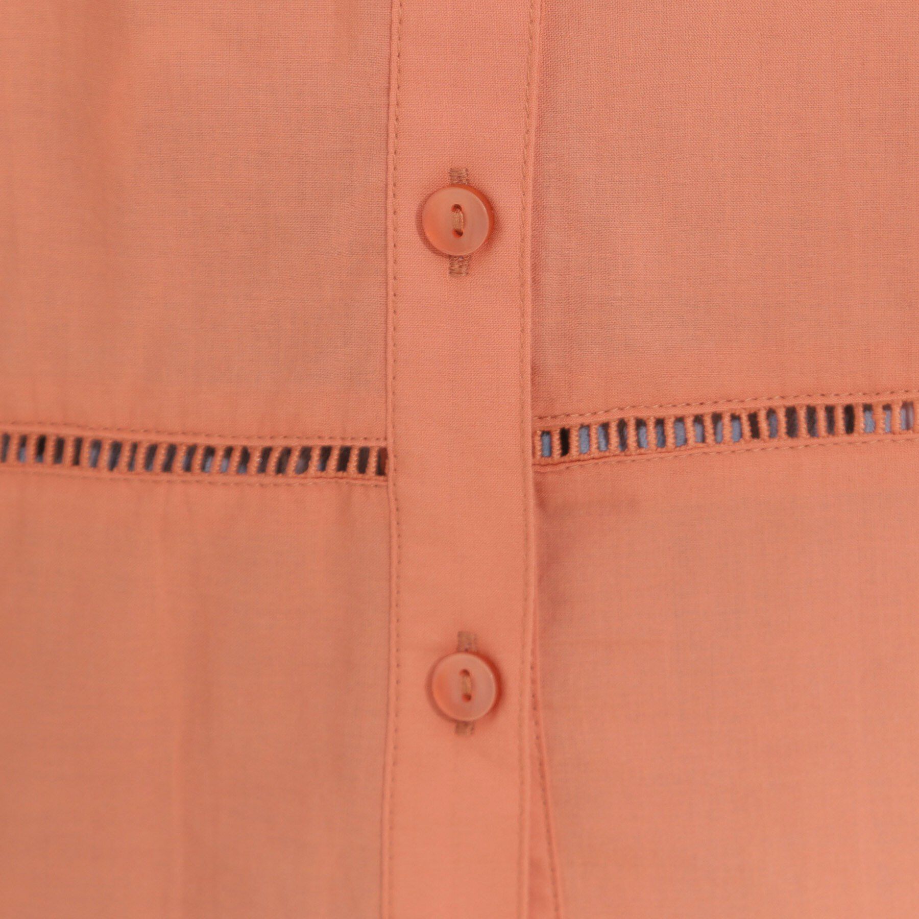 SHOO･LA･RUE「【S-LL/6分袖】レースデザインで華やか見え お袖刺繍ブラウス」|シャツ・ブラウス|