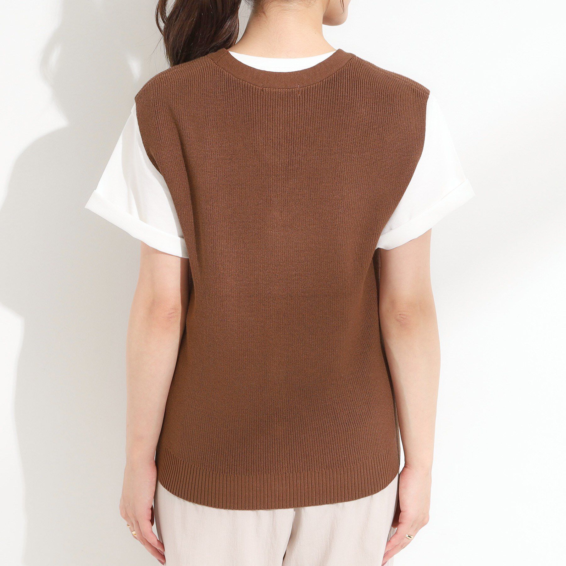 SHOO･LA･RUE「【S-LL】ゴールドボタンが上品 大人のニットベスト」|ベスト・ジレ|