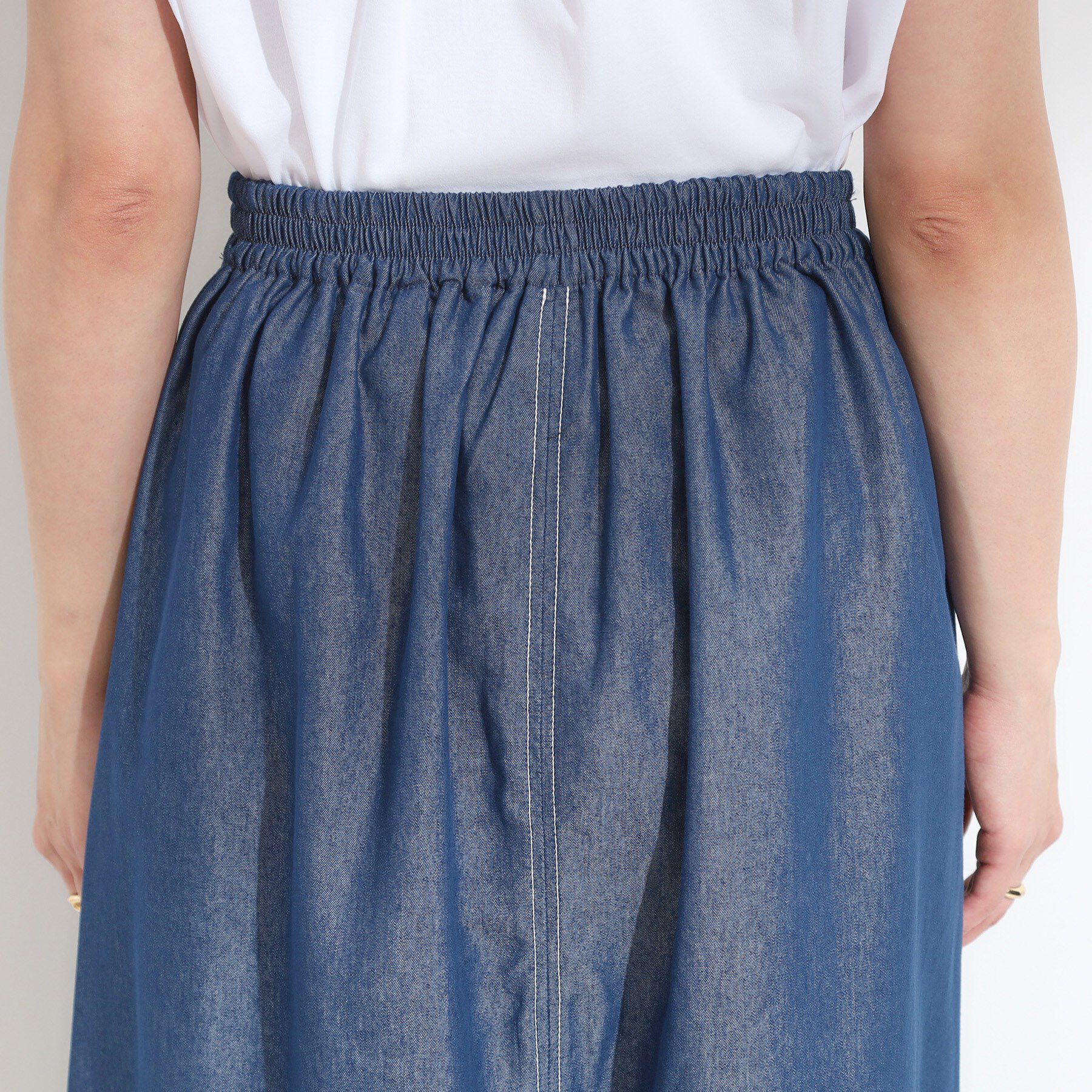 SHOO･LA･RUE「【S-LL】配色ステッチがアクセント デニムフレアスカート」|スカート|