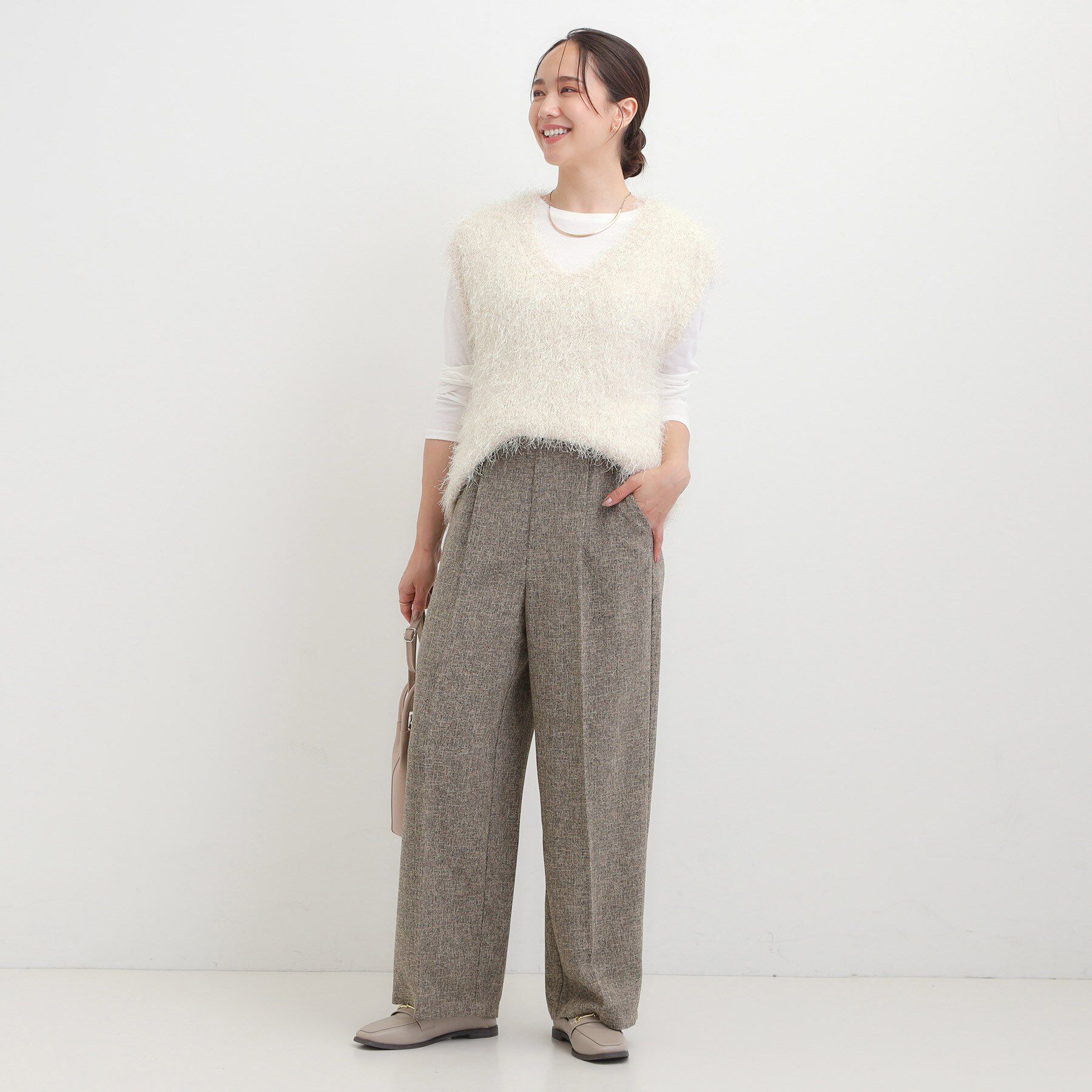 SHOO･LA･RUE「【2点セット/S-LL】大人のフェミニンカジュアルに ラメシャギーニットベスト+ロンT」|ニット・セーター|