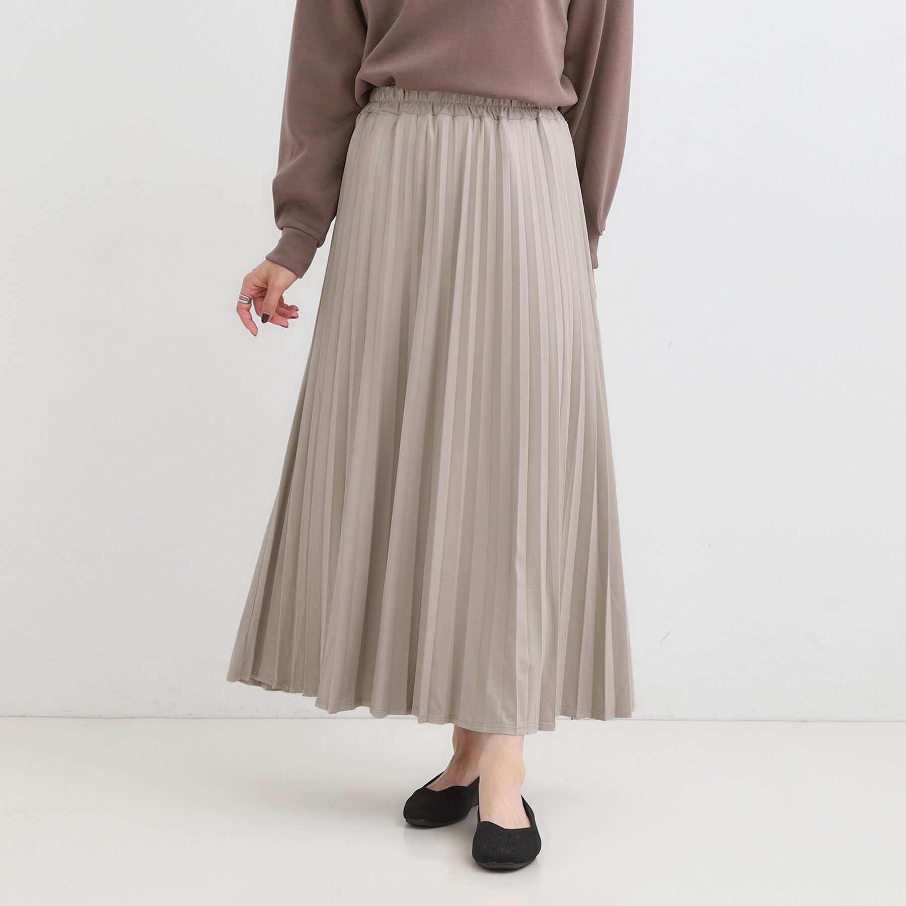 SHOO･LA･RUE「【着丈選べる】きれいめにもカジュアルにも レザー調プリーツスカート」|スカート|