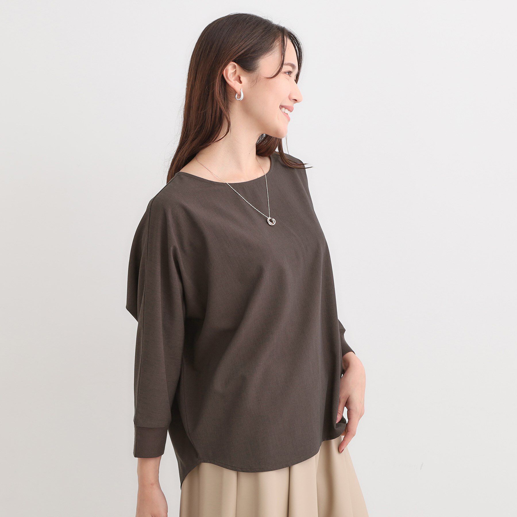 SHOO･LA･RUE「【洗濯後しわになりにくい】1枚でサマ見え 8分袖ドルマンブラウス」|シャツ・ブラウス|