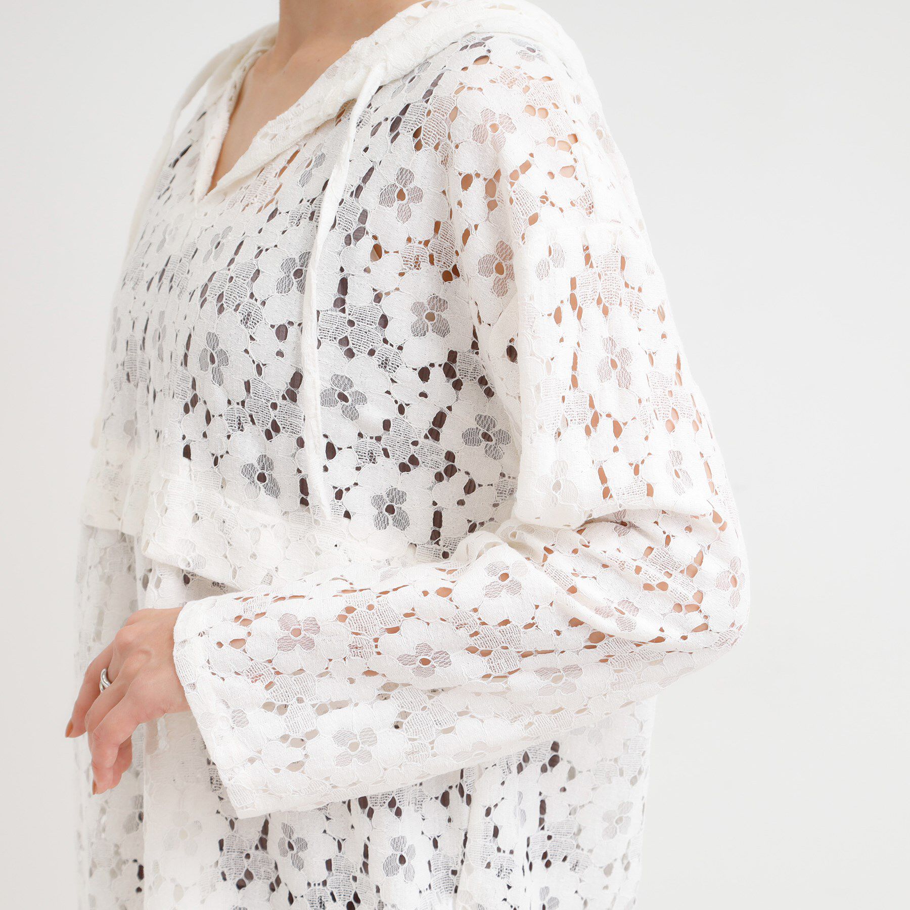 SHOO･LA･RUE「レースフーディプルオーバー」|シャツ・ブラウス|