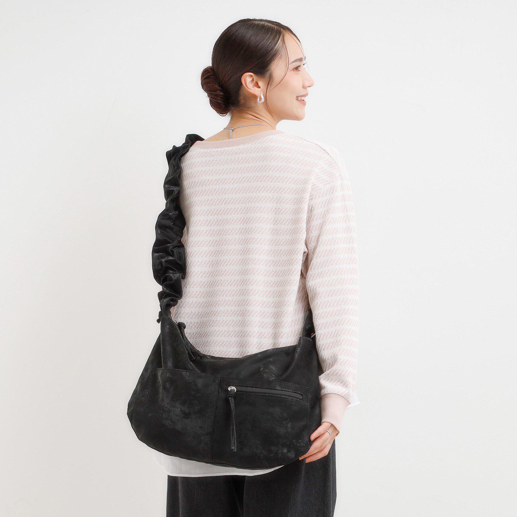 SHOO･LA･RUE「ハンドルフリルショルダーバッグ」|ショルダー・メッセンジャー|