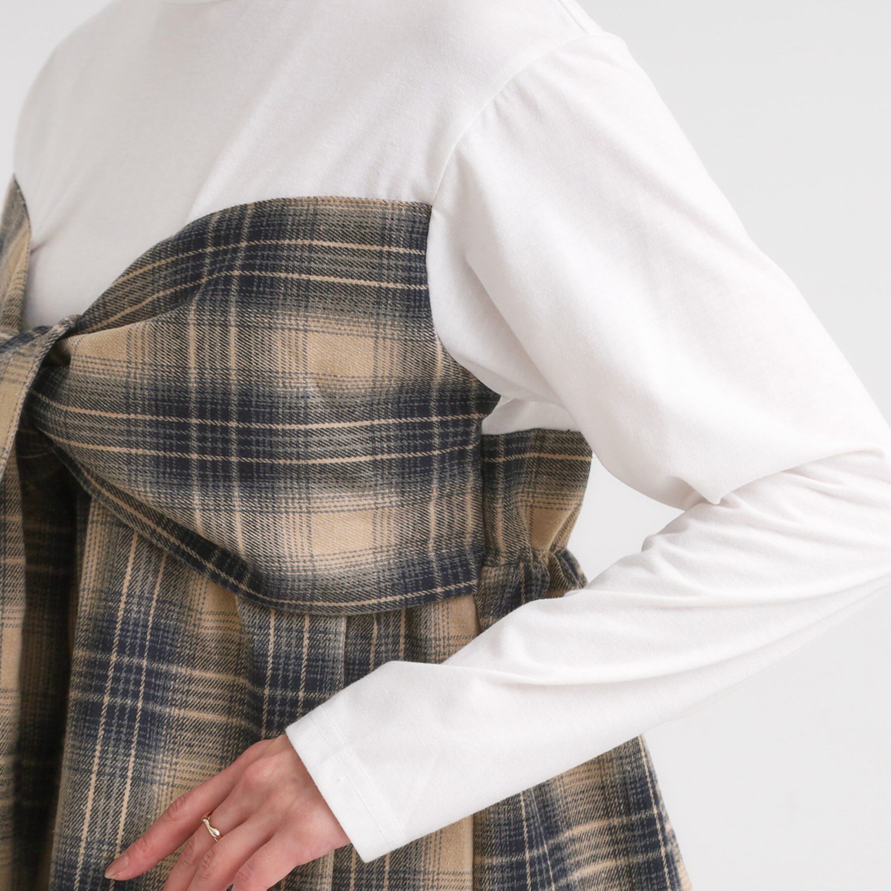 SHOO･LA･RUE「シャツレイヤード風で1枚でサマ見え ロンT」|Tシャツ・カットソー|