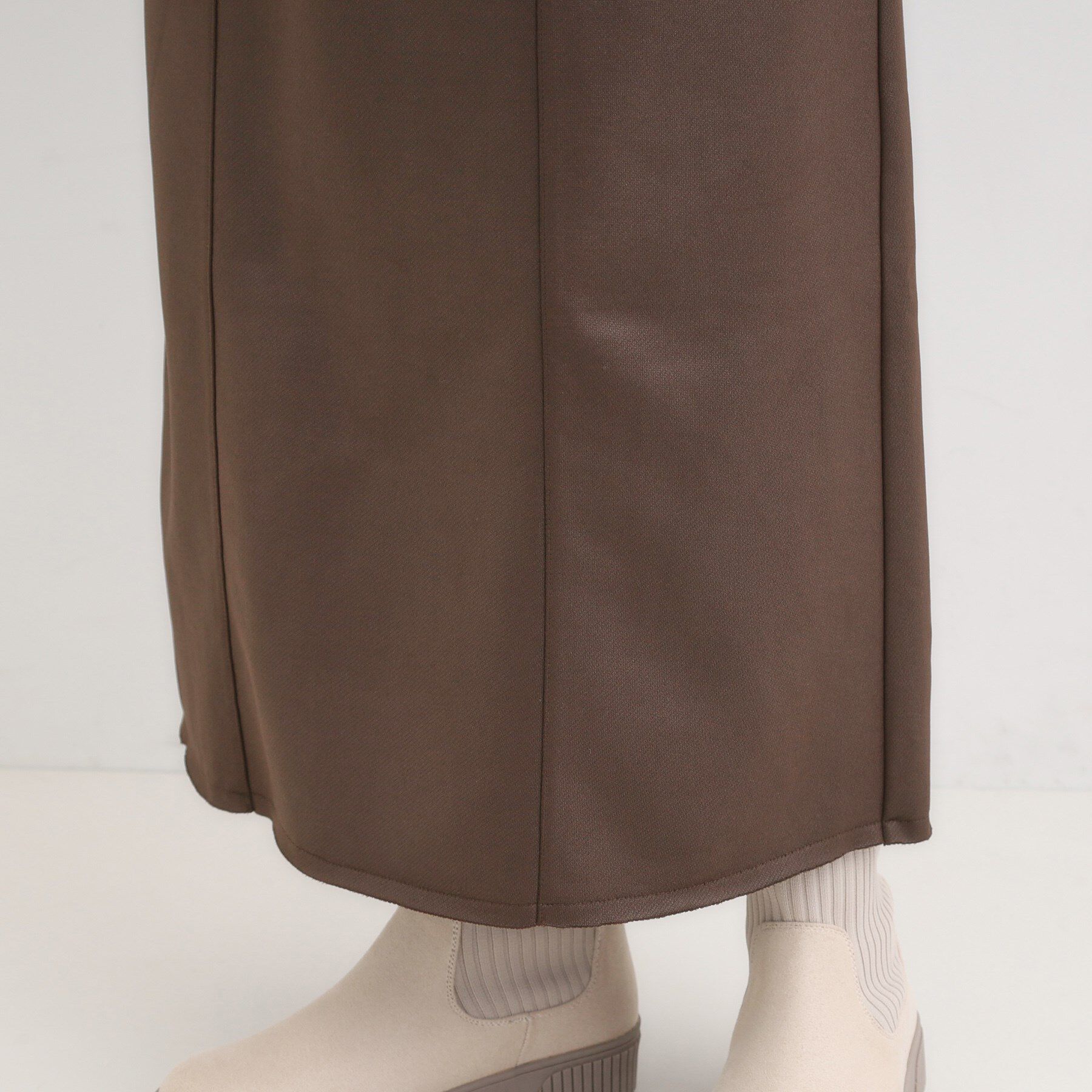 SHOO･LA･RUE「やわらかレザー調ナロースカート」|スカート|