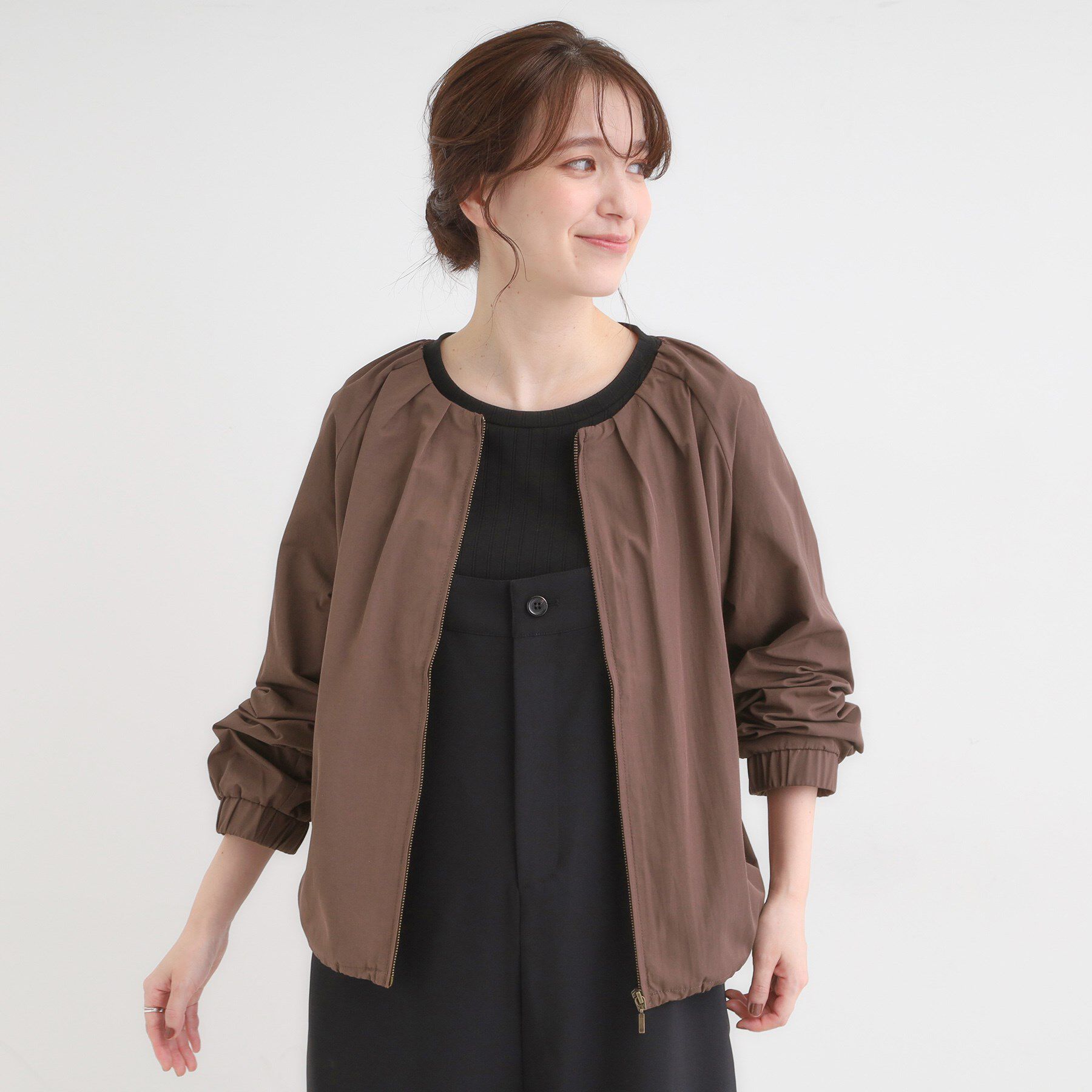 SHOO･LA･RUE「【S-LL】タック使いがこなれ見え ノーカラーブルゾン」|ブルゾン・スタジャン|