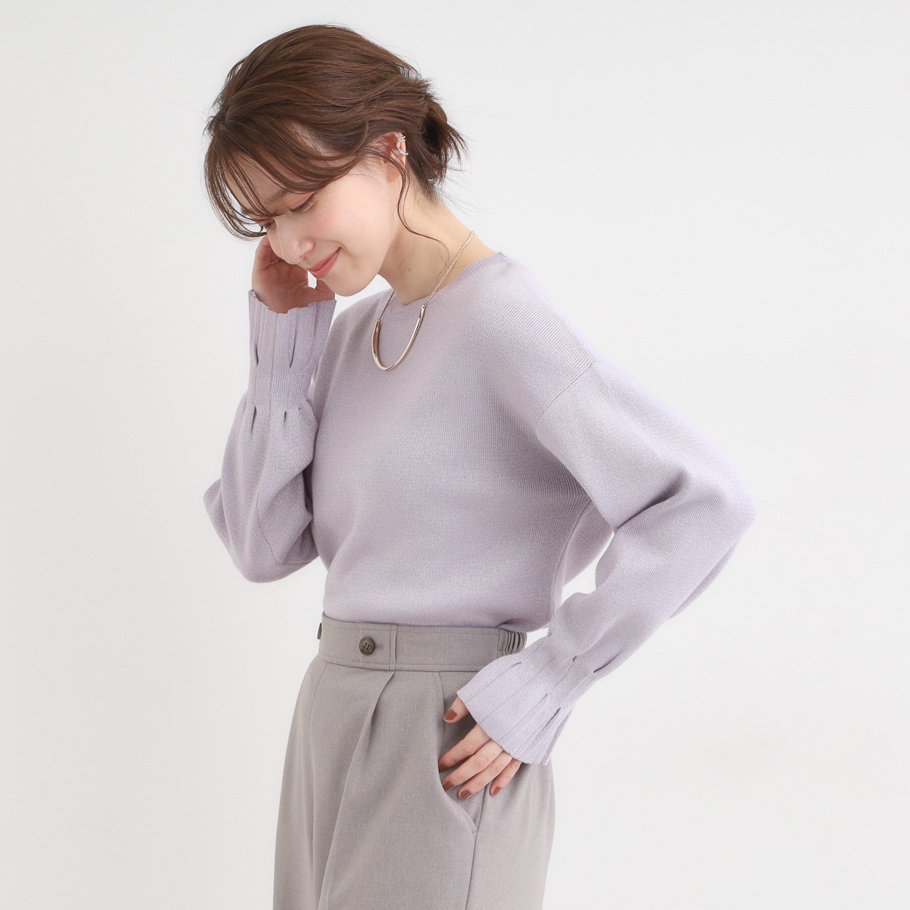 SHOO･LA･RUE「【S-LL】お袖タックが女性らしさをプラス 華やかラメニット」|ニット・セーター|