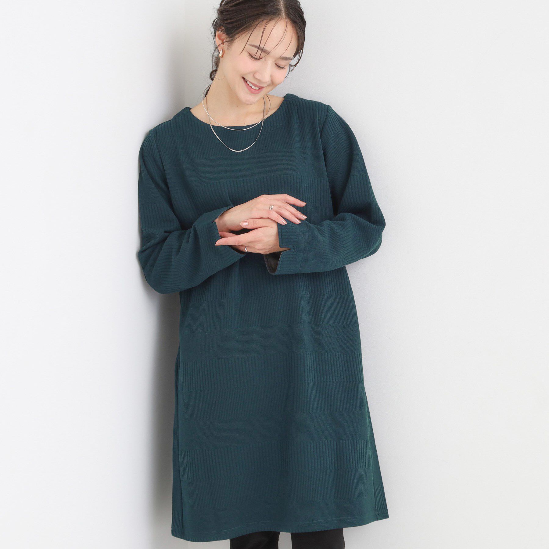 SHOO･LA･RUE「身体のラインをきれいにカバー Aラインチュニックワンピース」|チュニック|グリーン(024)