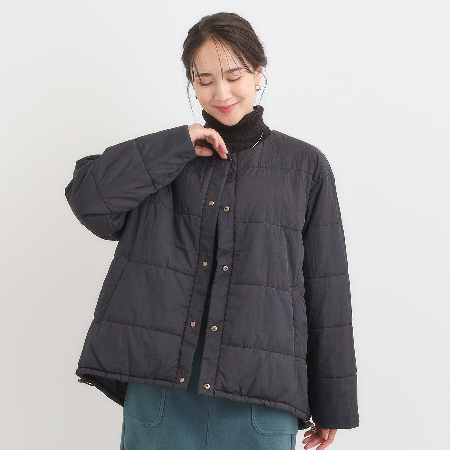 SHOO･LA･RUE「【洗濯機可/撥水/リバーシブル】 ノーカラー中綿ブルゾン」|ブルゾン・スタジャン|