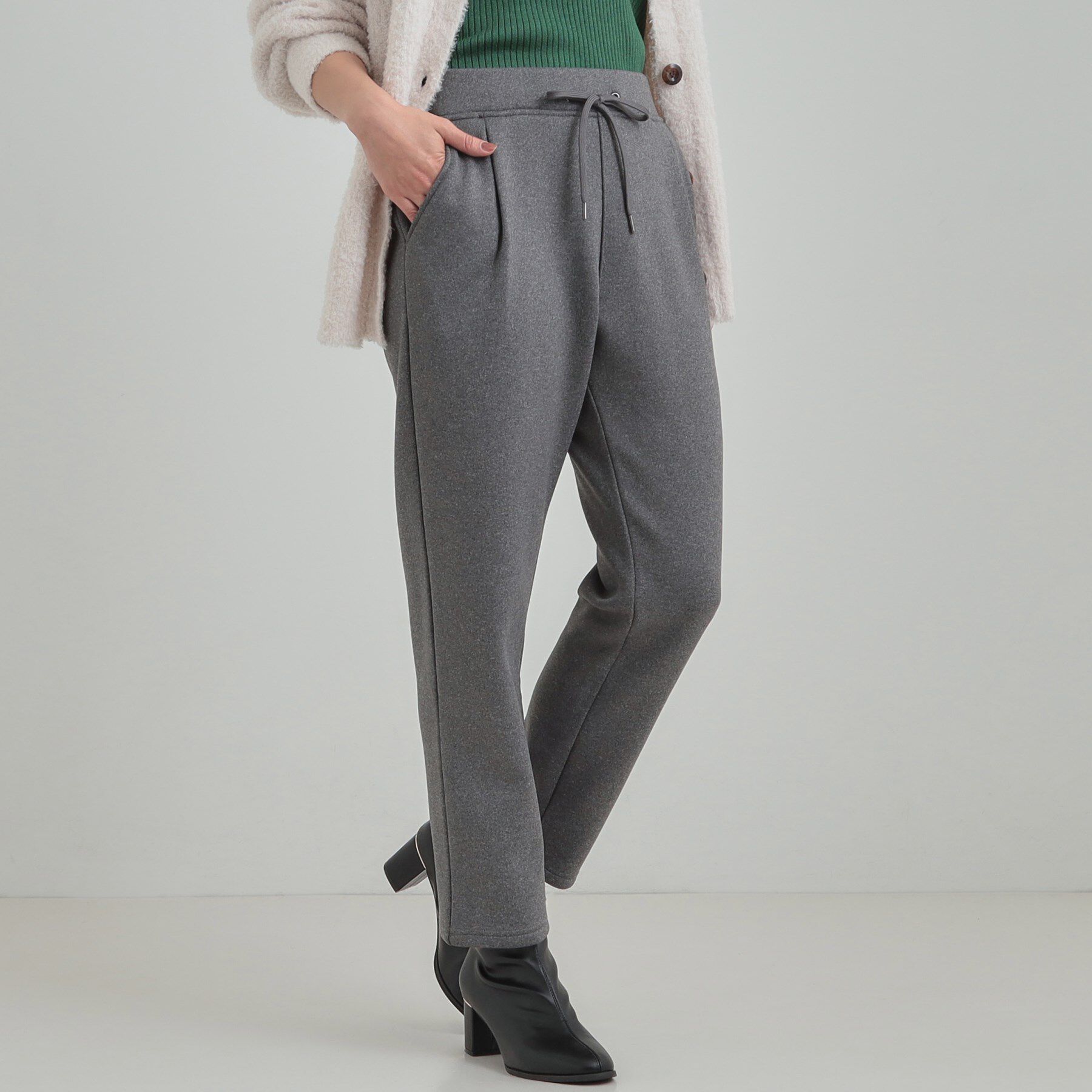 SHOO･LA･RUE「【あったか/洗濯機可】もちもちの肌触りがやみつきに 裏起毛テーパードパンツ」|その他|チャコールグレー(0