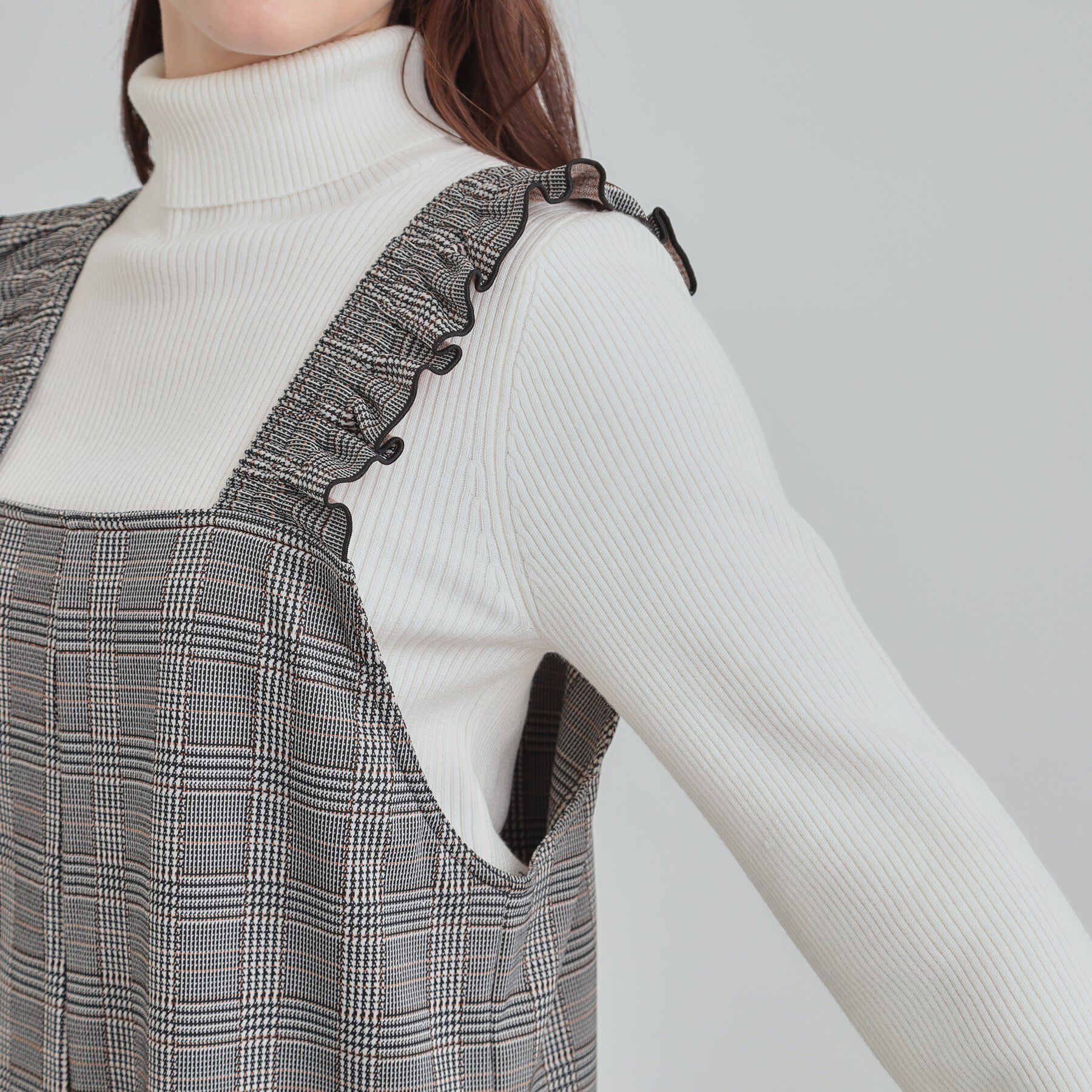 SHOO･LA･RUE「【あったか】大人のための チェック柄フリルサロペット」|オールインワン|