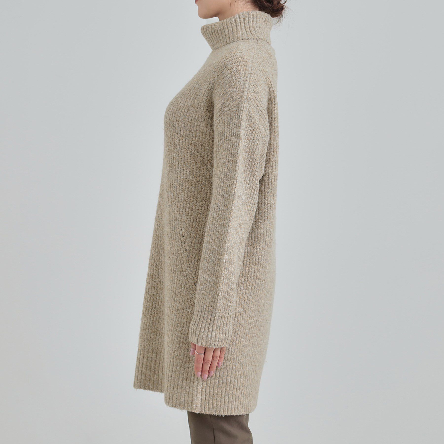 SHOO･LA･RUE「【洗濯機可/S-LL/体型カバー】女性らしい美シルエット チュニックニットワンピース」|ニット・セーター|