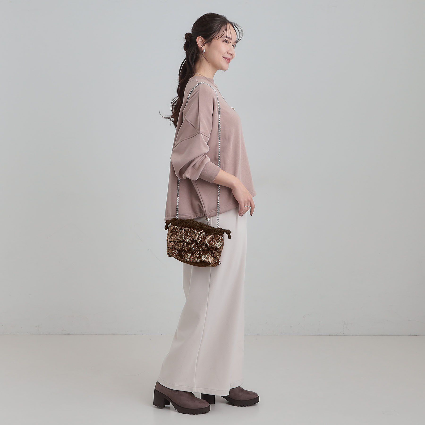 SHOO･LA･RUE「スパンコールフリル巾着ショルダーバッグ」|ショルダー・メッセンジャー|