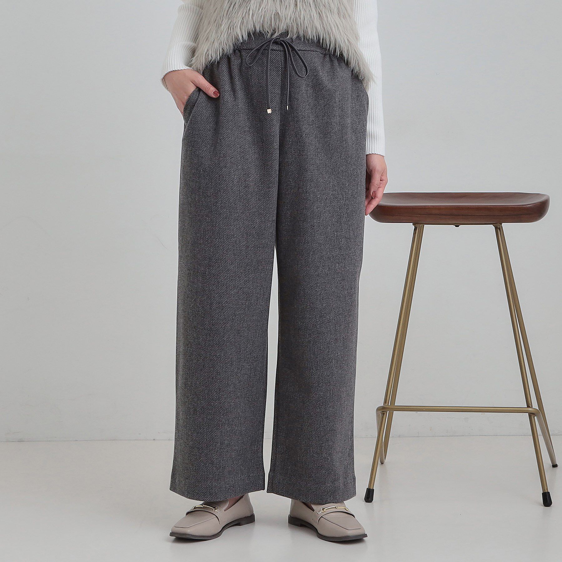 SHOO･LA･RUE「【洗濯機可/S-LL/あったか】ラフ過ぎない 大人のイージーワイドパンツ」|その他|ブラック(019)