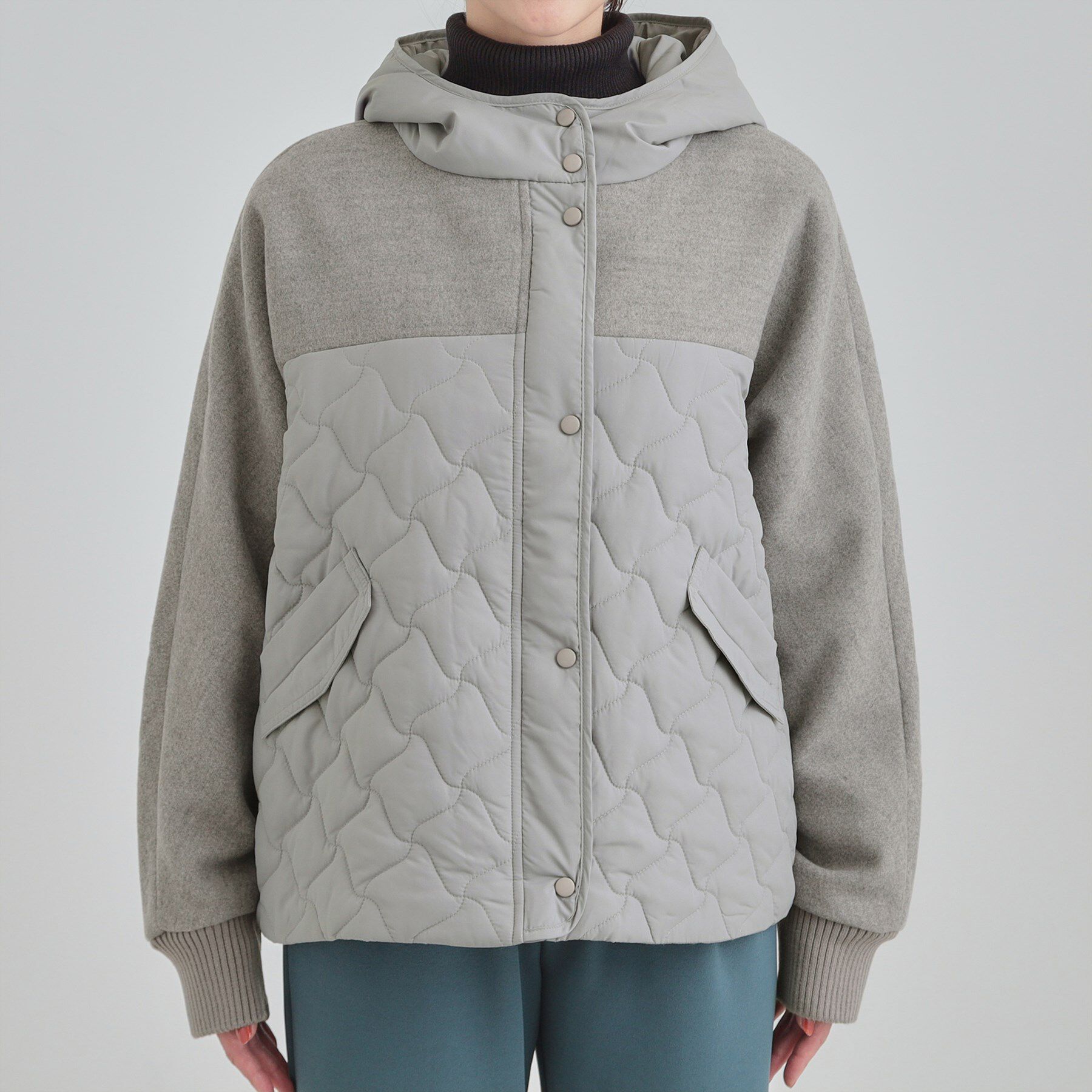 SHOO･LA･RUE「【S-LL】異素材使いが目を惹く キルトフードブルゾン」|ブルゾン・スタジャン|