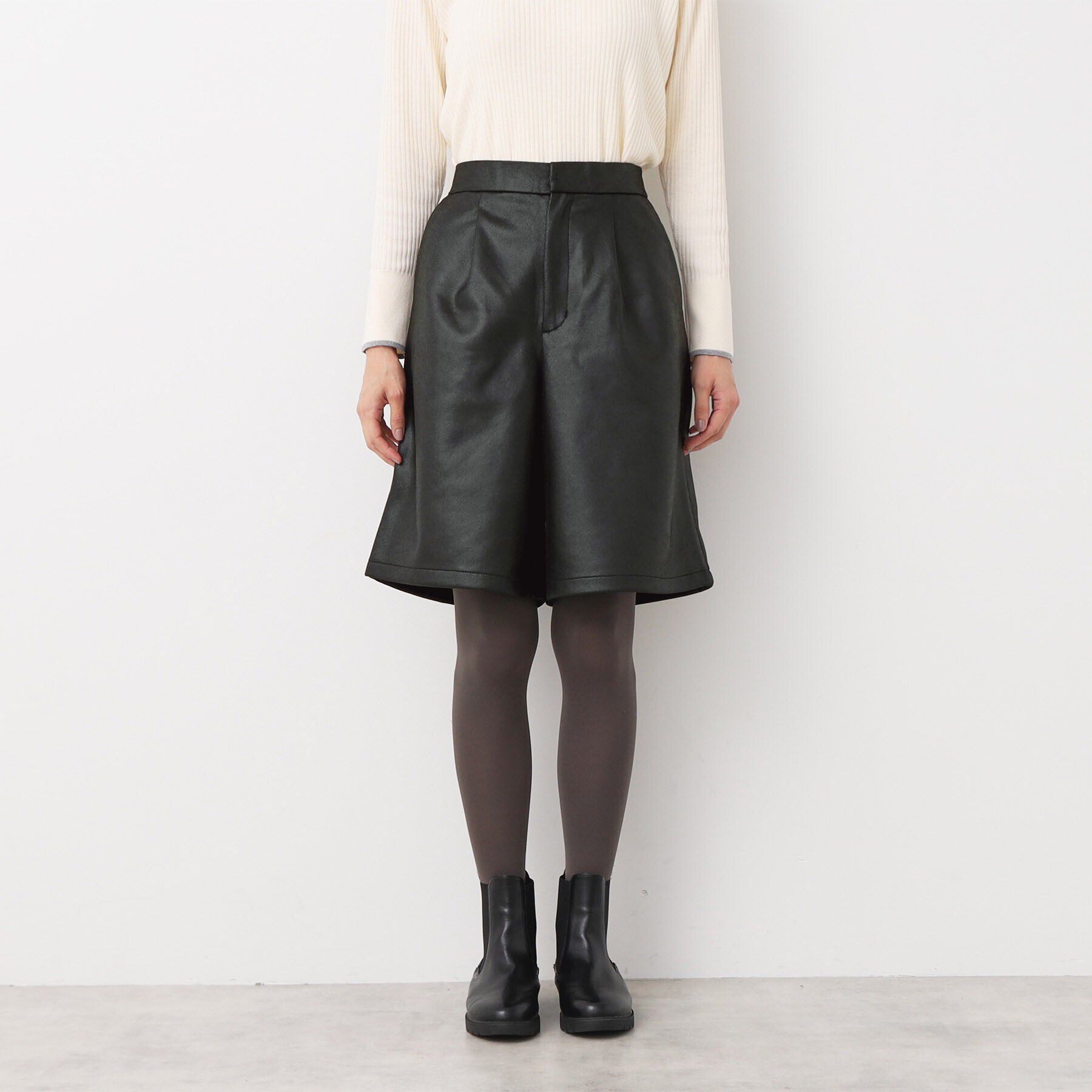 Dessin「【洗える】レザー調ハーフパンツ」|その他|
