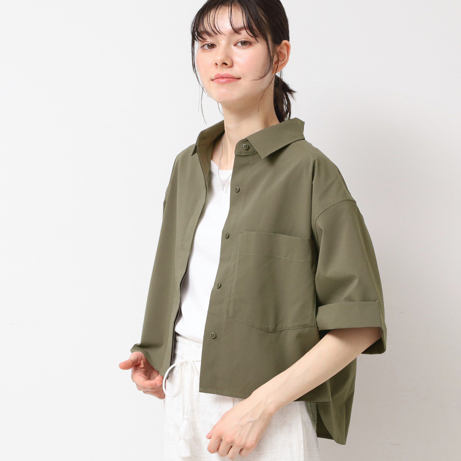 Dessin「【撥水・セットアップ可能・洗える】ナイロンクロップド丈シャツ」|シャツ・ブラウス|カーキ(027)