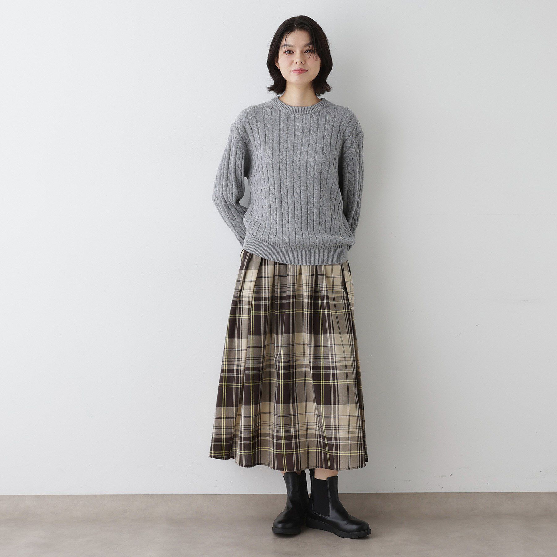 Dessin「【ユニセックス・洗える】クルーネックケーブルニット」|ニット・セーター|