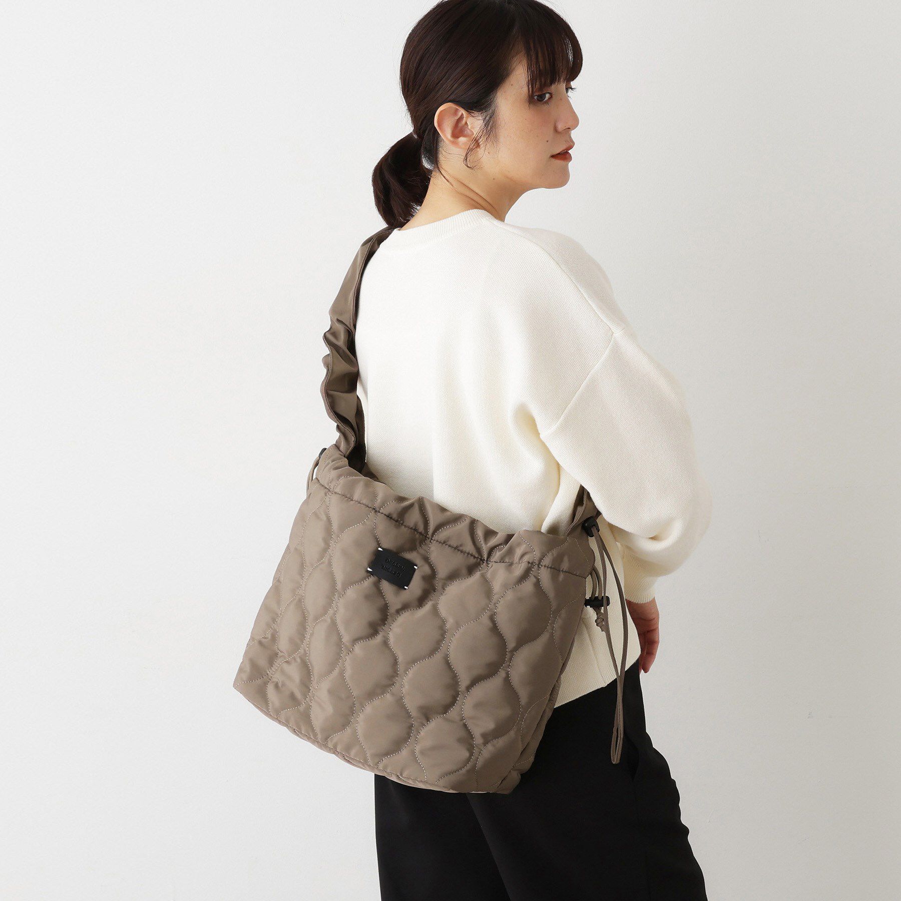 Dessin「中綿キルティングシャーリングショルダー」|ショルダー・メッセンジャー|モカブラウン(042